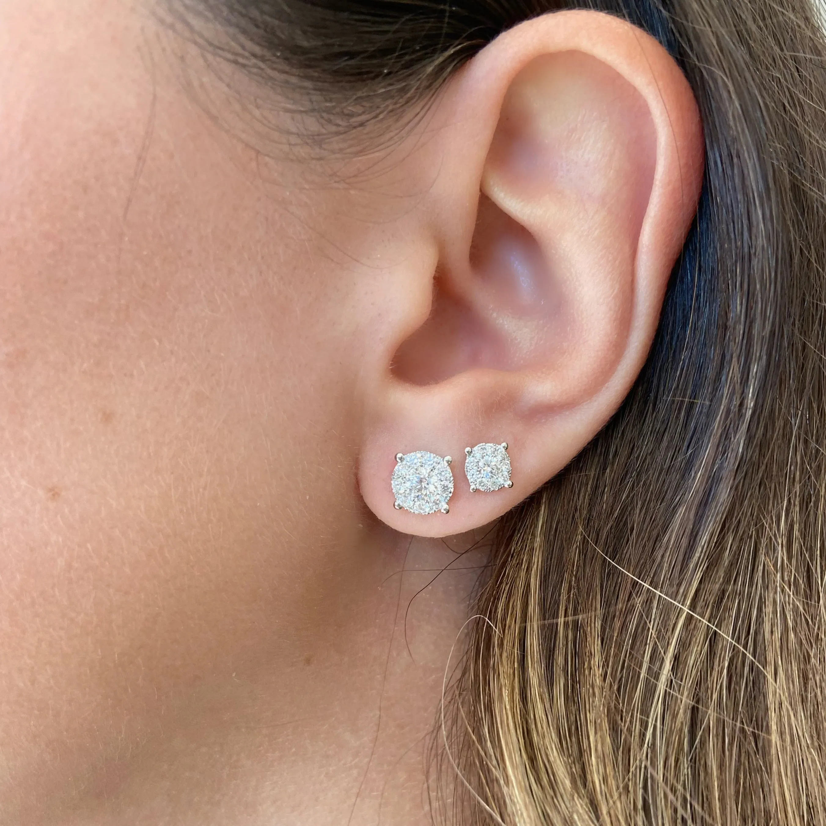 0.46 ct Halo Diamond Stud Earrings