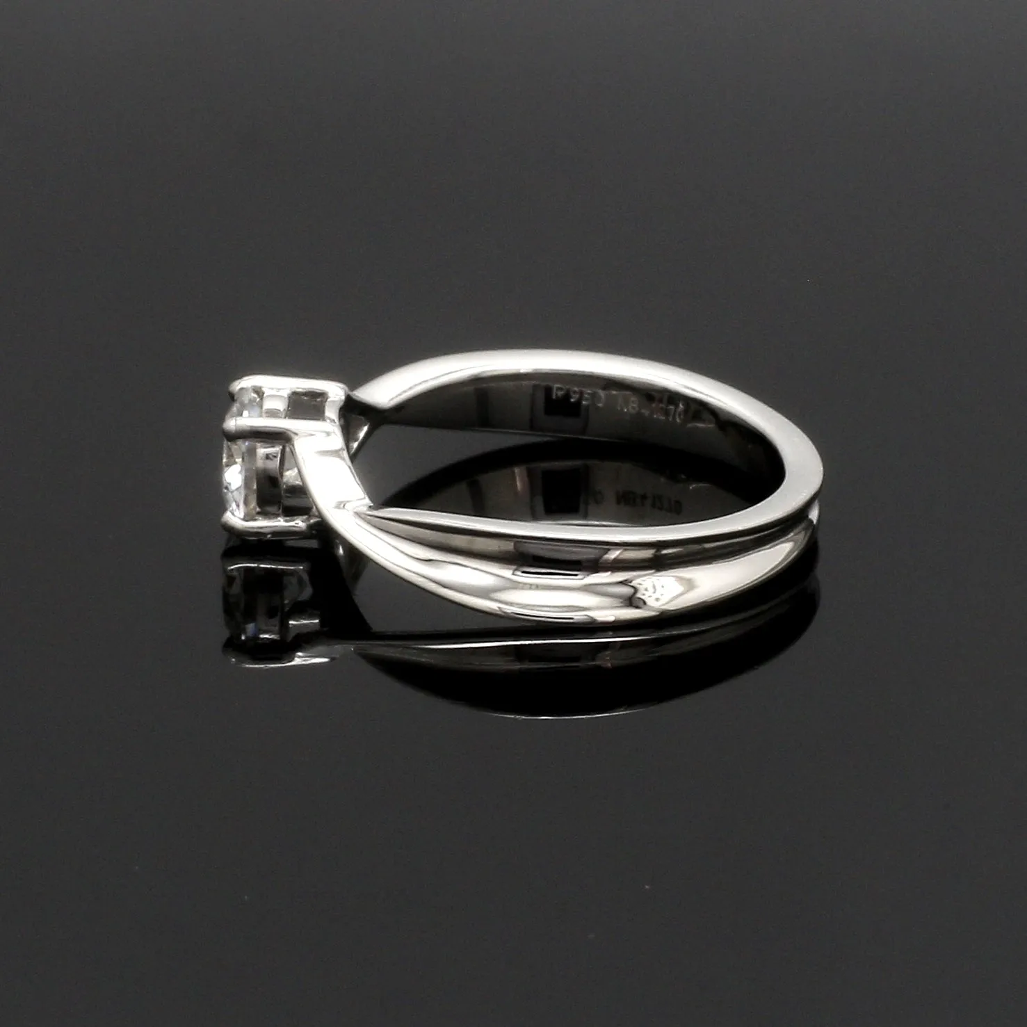 1-Carat Lab Grown Solitaire Platinum Twisted Shank Ring JL PT LG G 1351-B