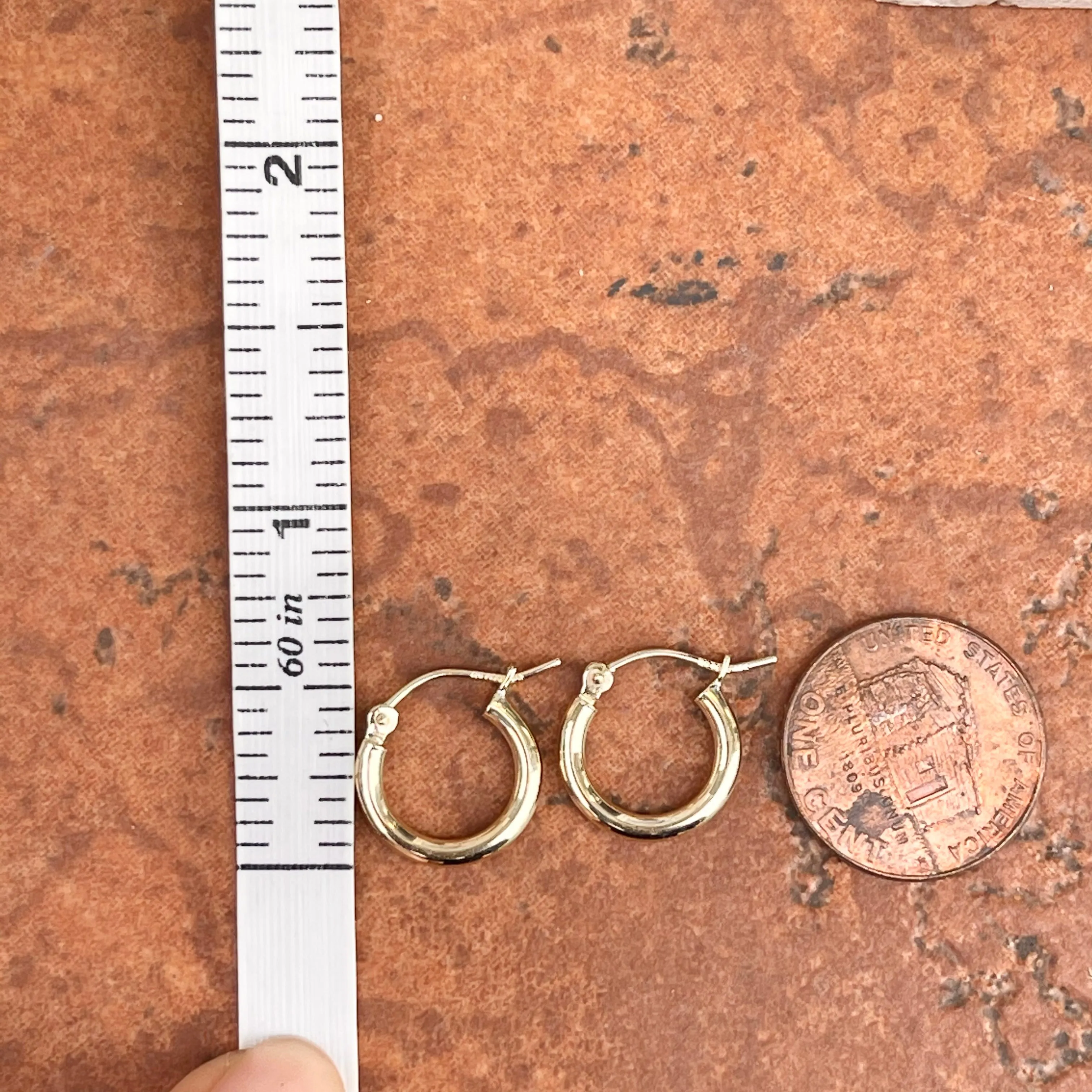 10KT Yellow Gold 2mm Tube Hoop Earrings 9mm
