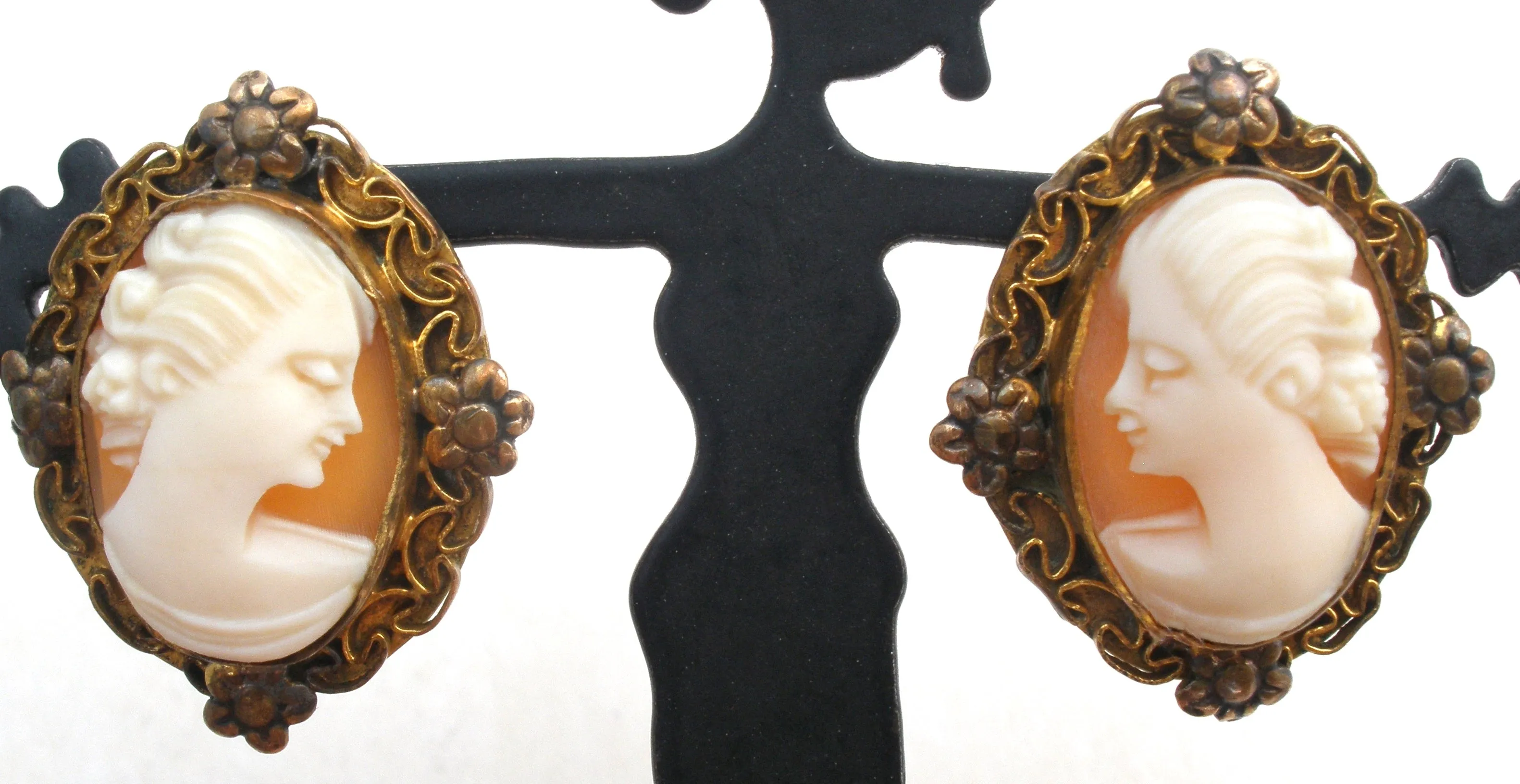12K Gold Filled Cameo Earrings Vintage