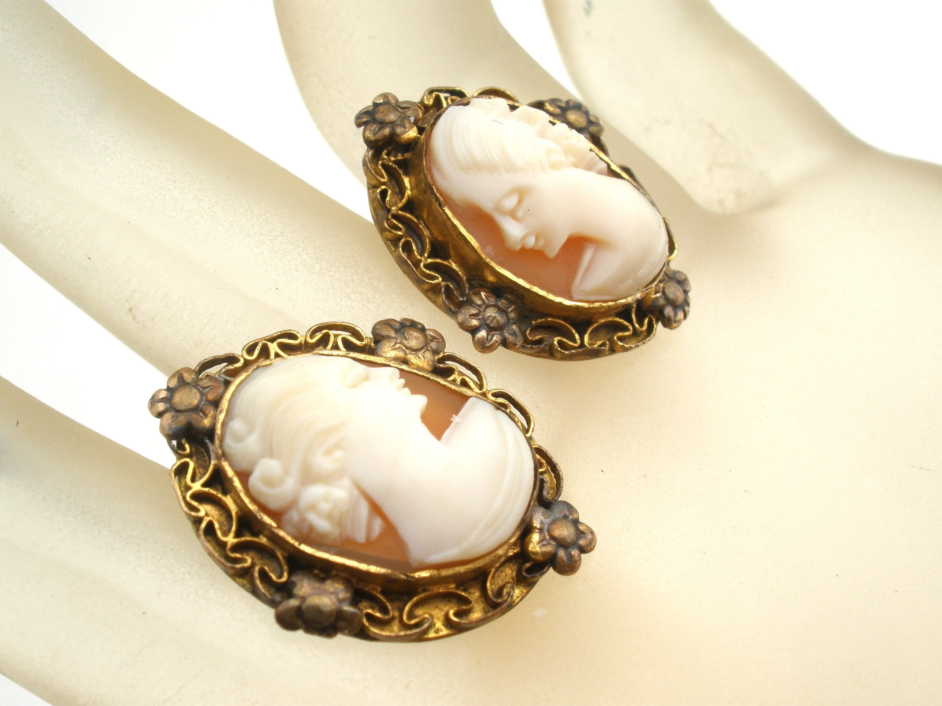 12K Gold Filled Cameo Earrings Vintage