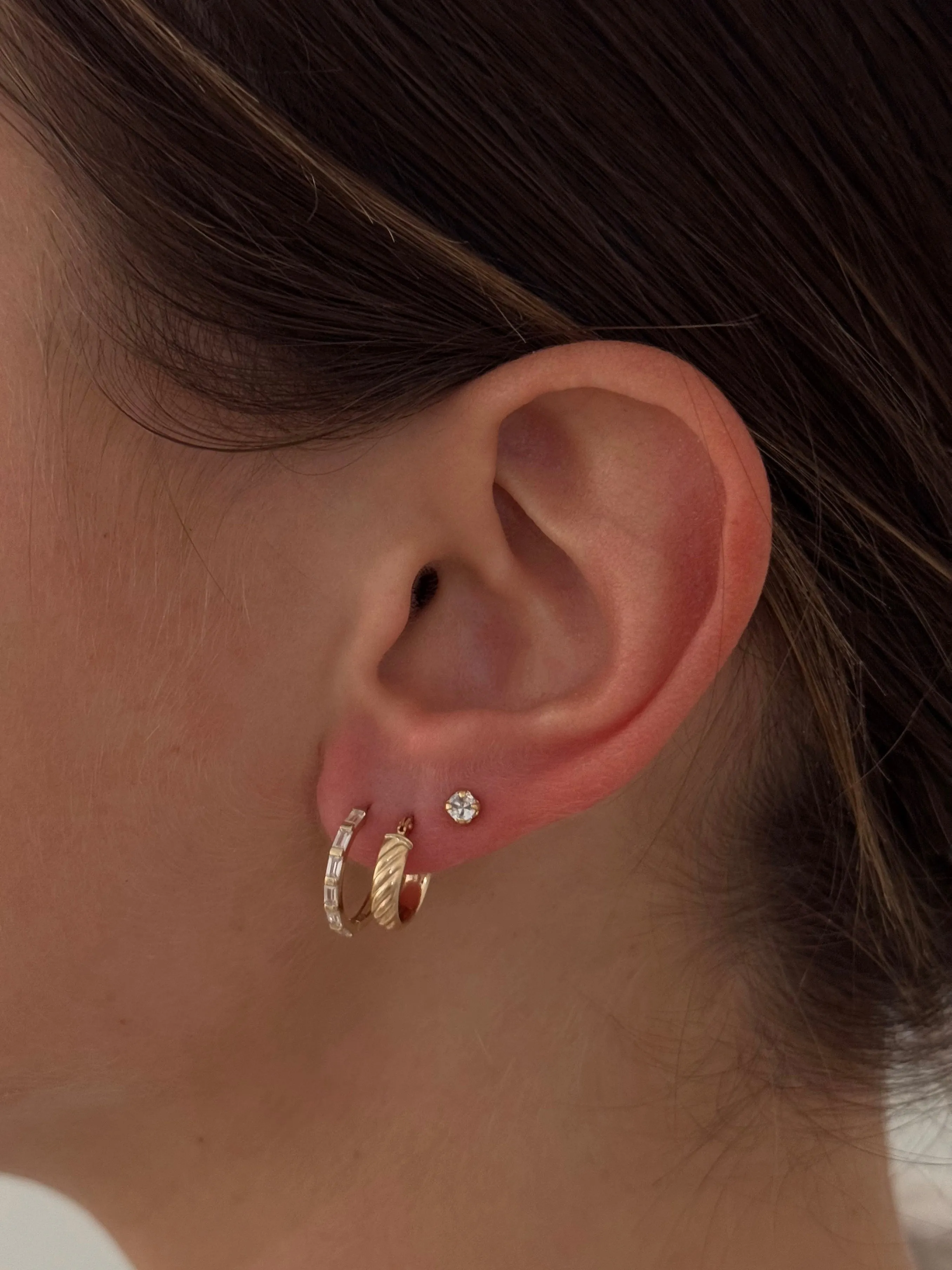 14K BAGUETTE HOOPS
