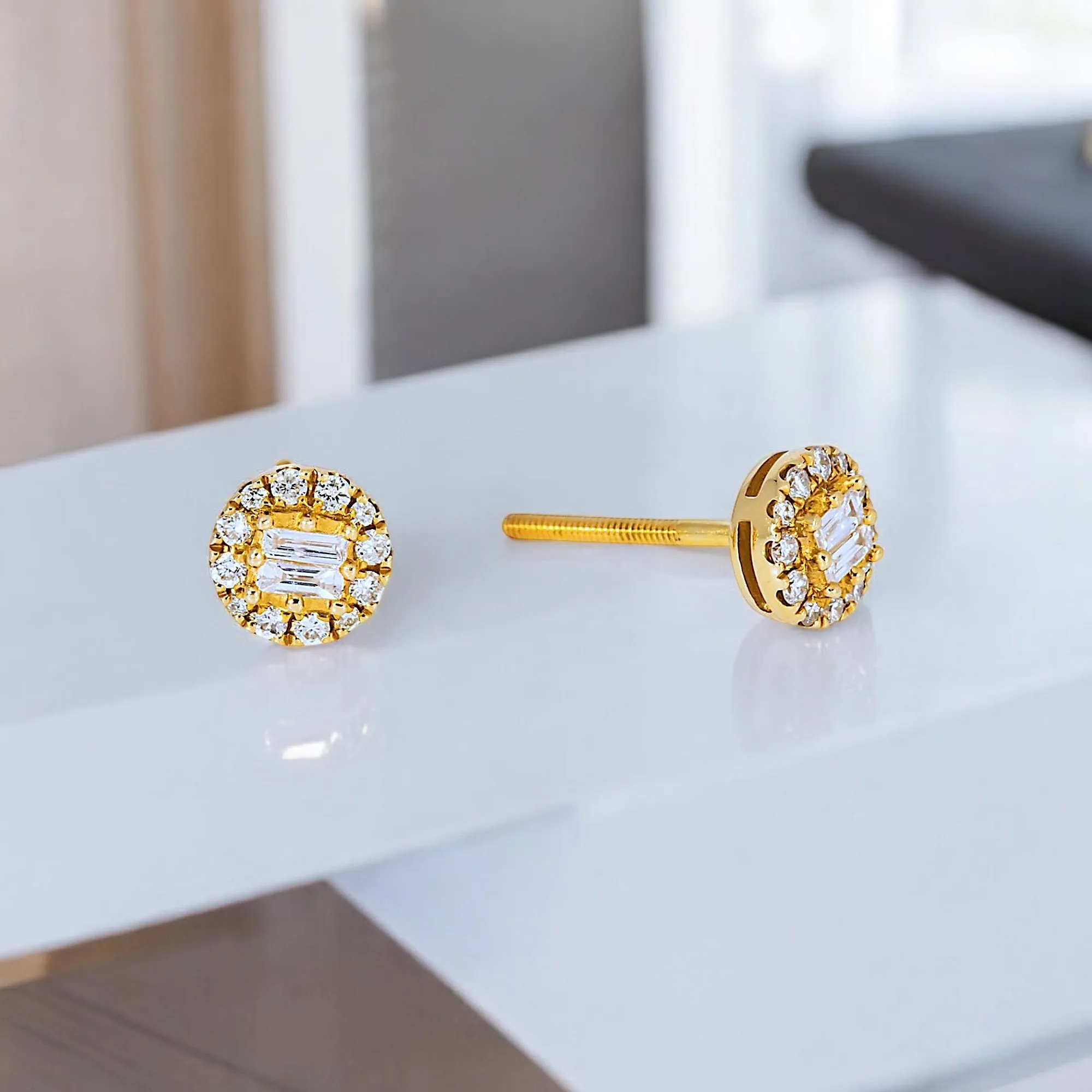 14K GOLD BAGUETTE AND ROUND LAB DIAMOND STUD EARRINGS 0.28 CTW