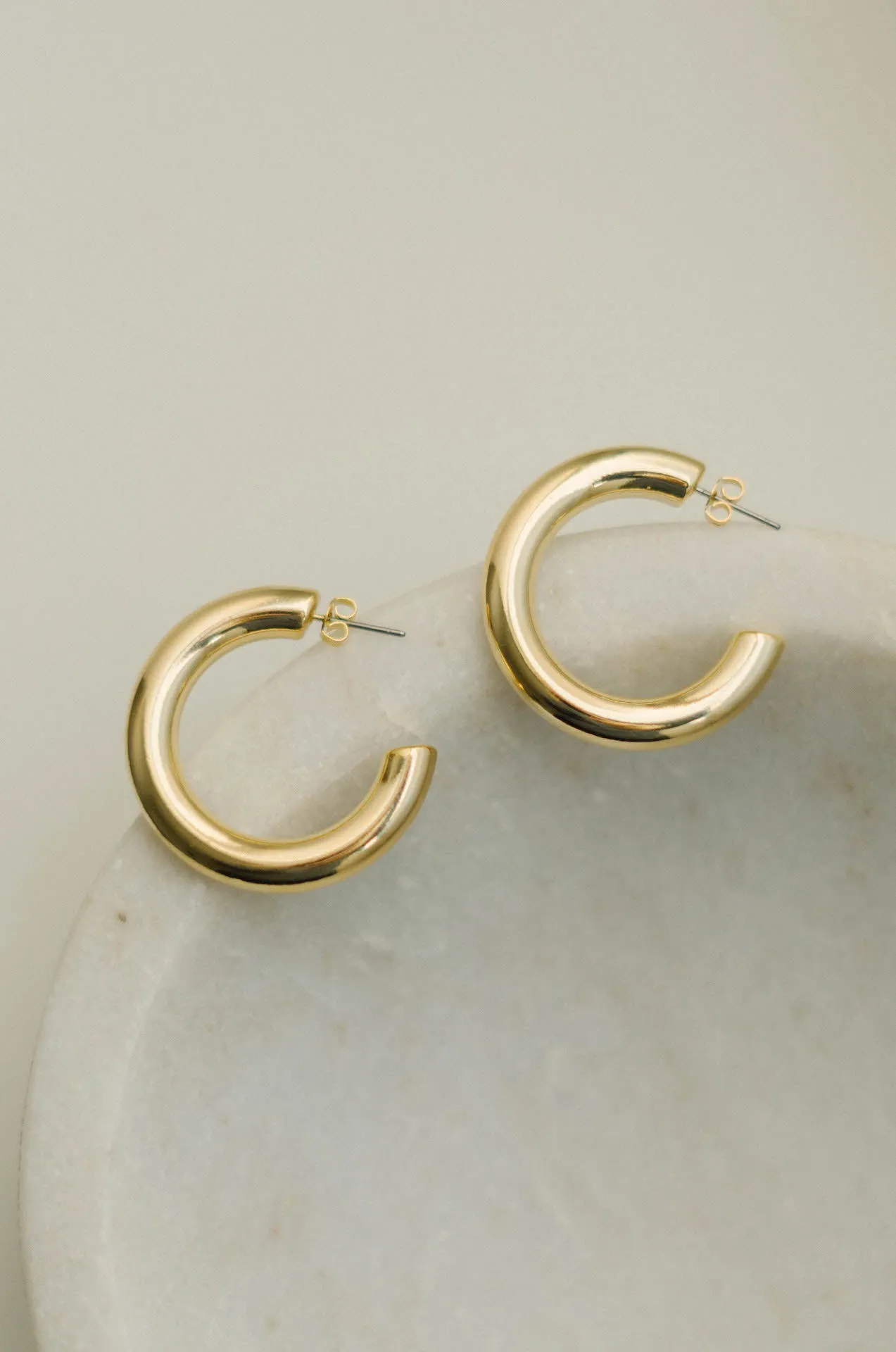 14K Gold Chunky Hollow Hoop Earrings