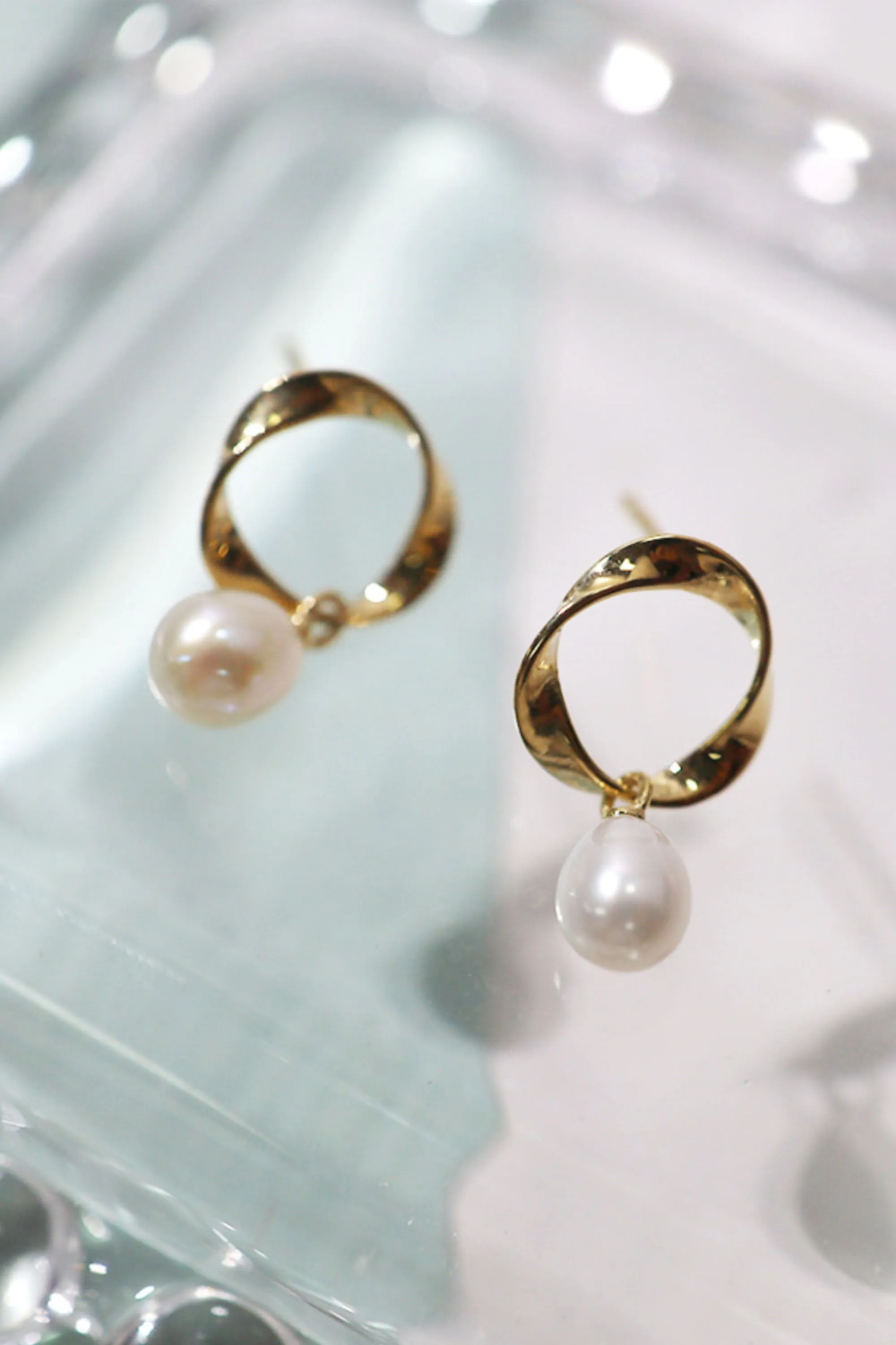 14k Solid Gold Twisted Ring Pearl Drop Earring
