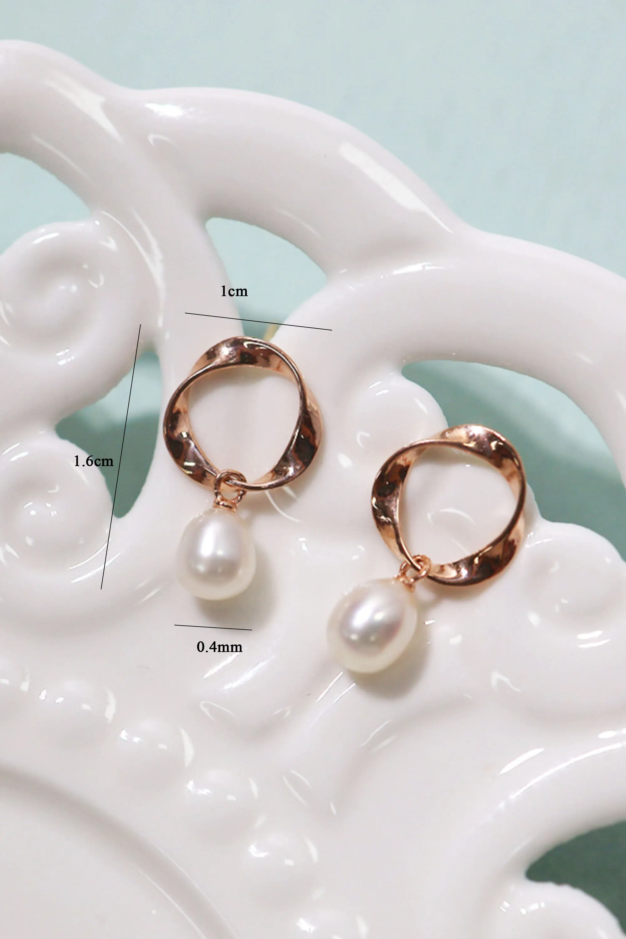 14k Solid Gold Twisted Ring Pearl Drop Earring