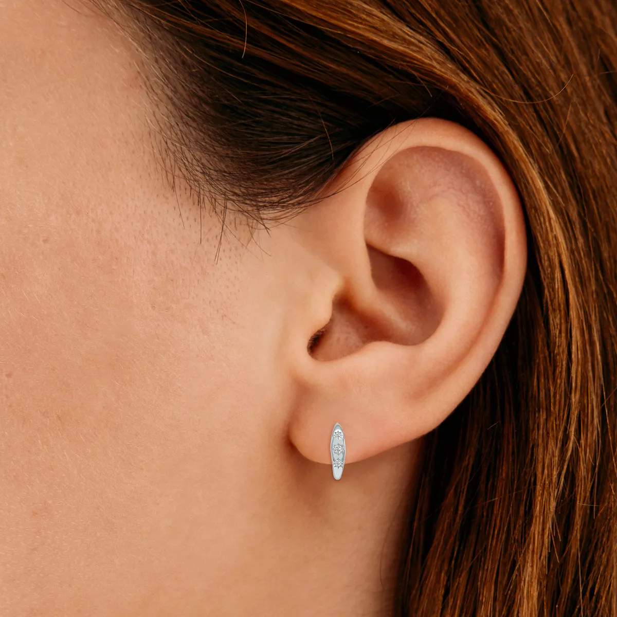 1/5 Ctw Three Stone Lab Grown Diamond Huggies Hoop Earrings In 10K White Gold (F-G Color, Vs1- Vs2 Clarity)