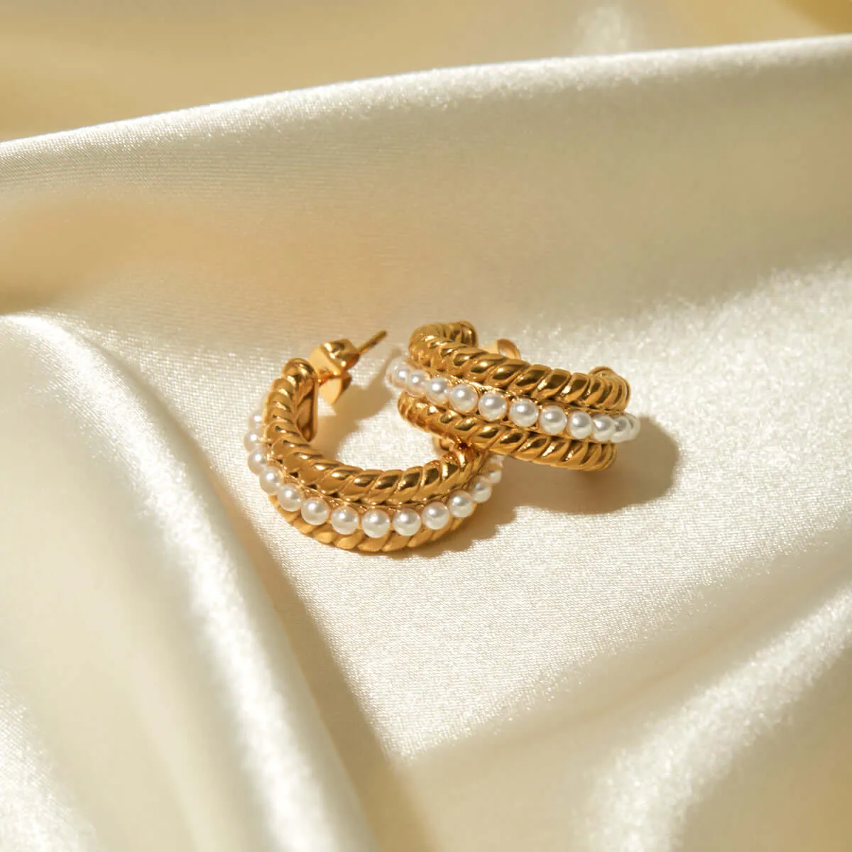 18K Gold Plated Stainless Steel Pearl C-Hoop Earrings