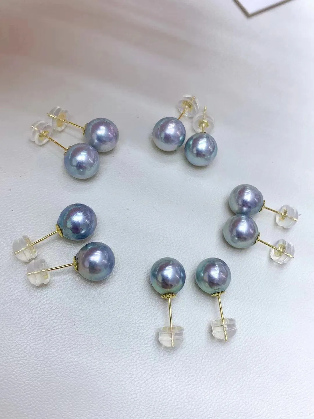 18K Gold Seawater Pearl Stud Earrings for Women