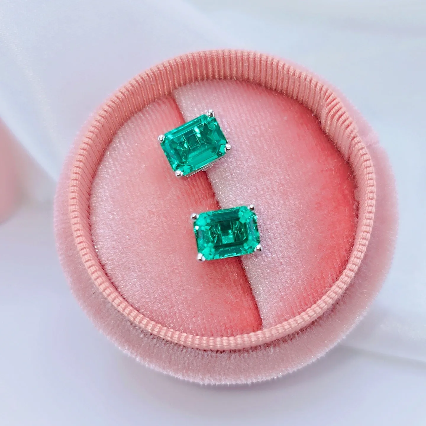 2.0 Ct Colombian Cultivated Emerald Earrings