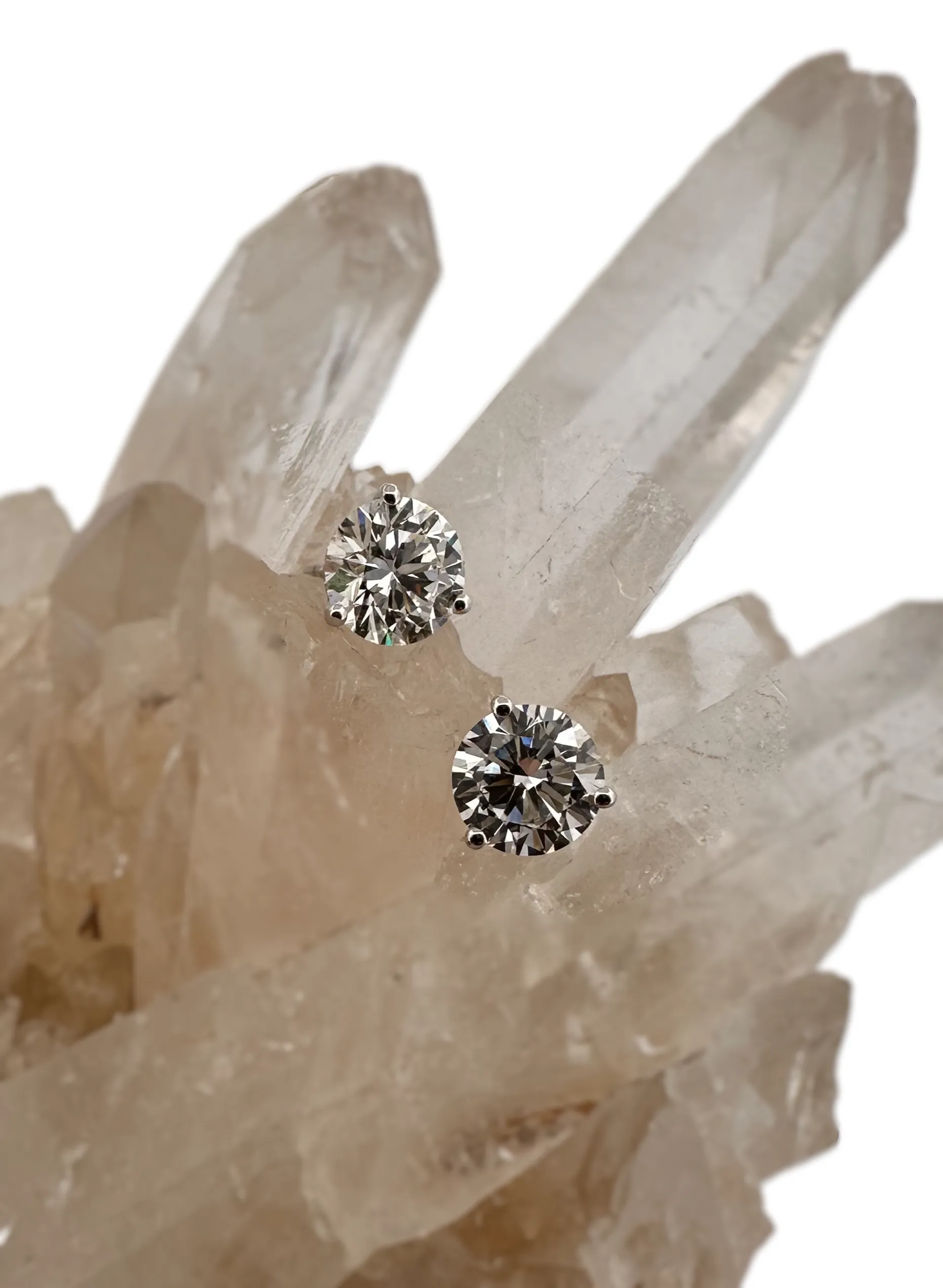 3ctw Round Brilliant Lab-Grown Diamond Stud Earrings in 14 Karat Gold