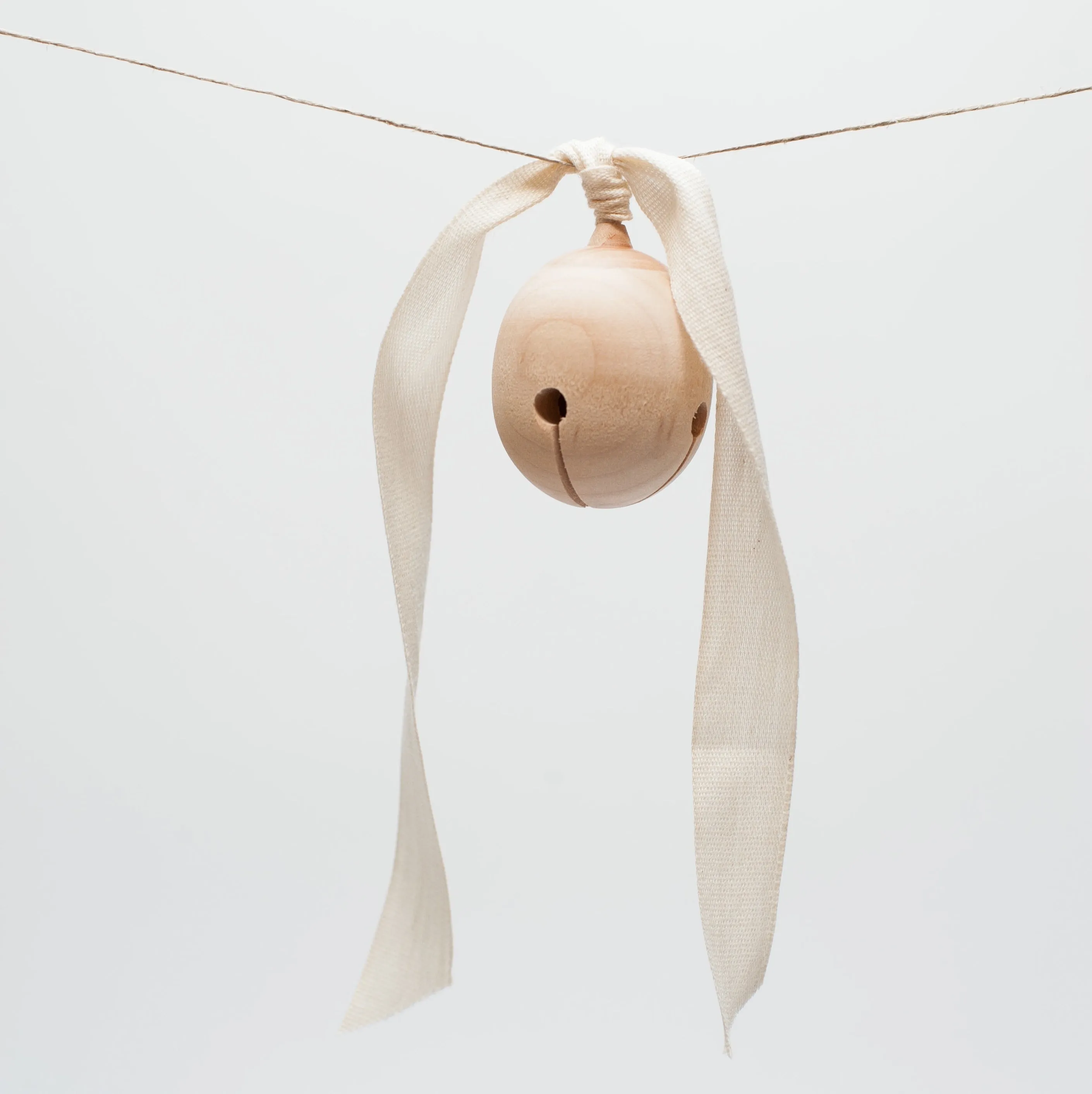 5 wooden bells