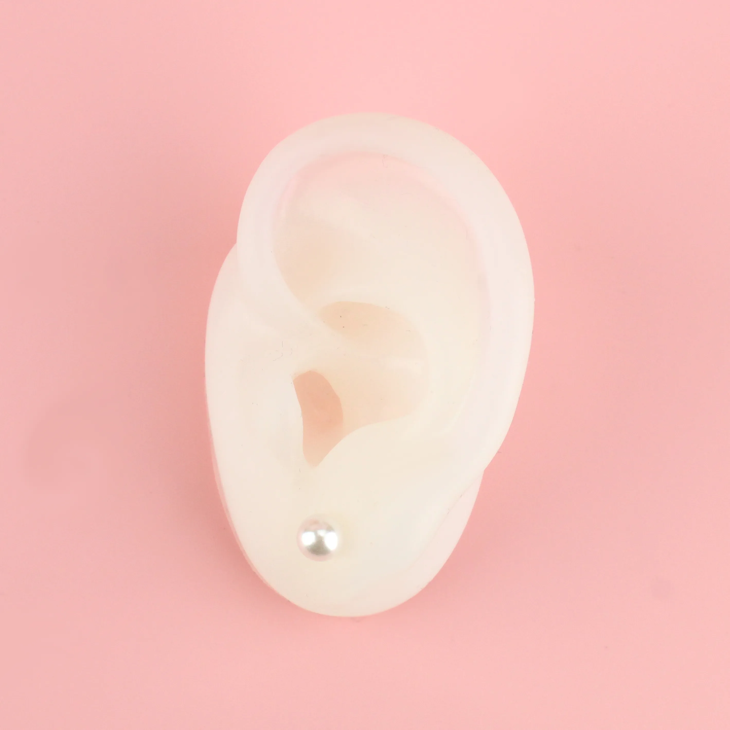 6mm Pearl Stud Earrings (Gold Plated)