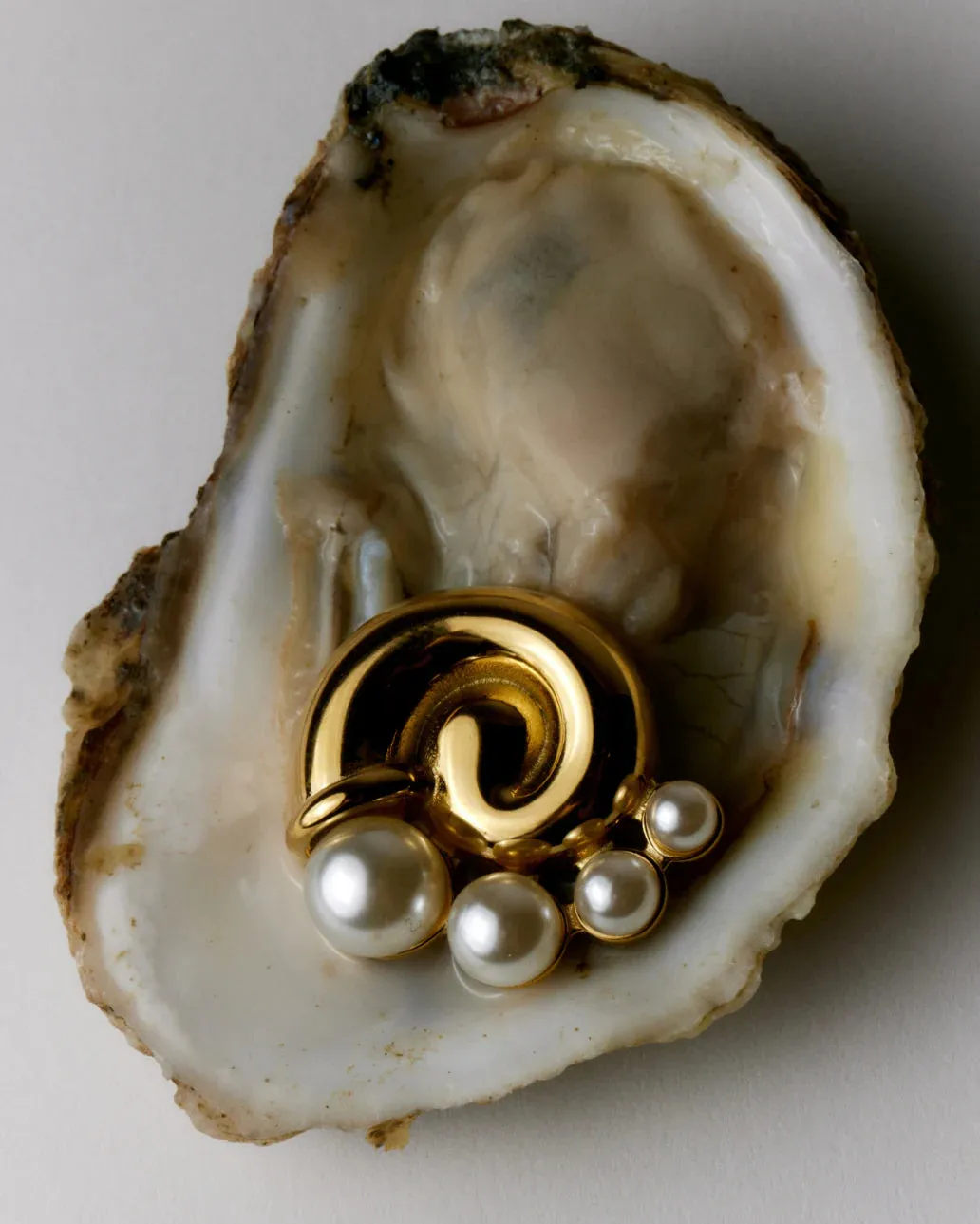 8 Other Reasons Pearl Puka Stud Earring