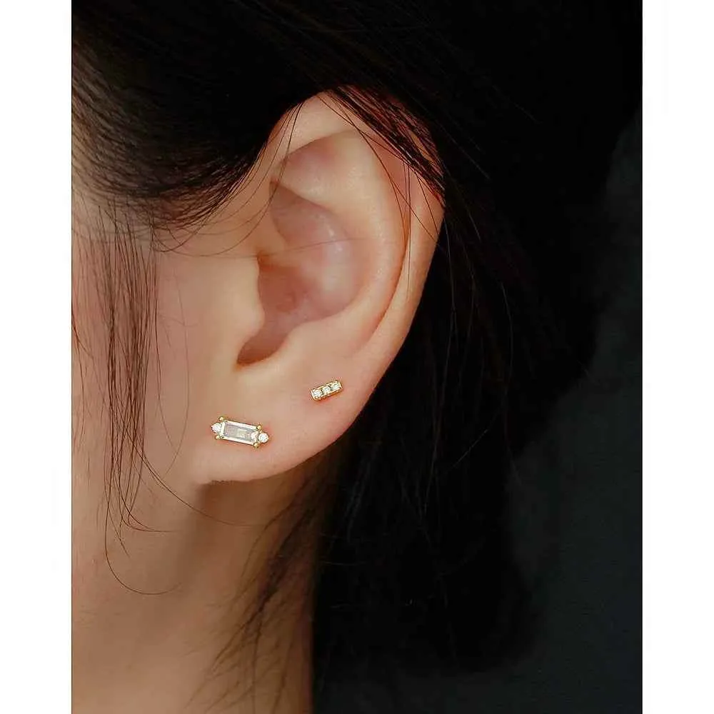 925 Sterling Silver Stud Earrings Charm Jewelry - Three Mini Zircon Stacked - YH0328