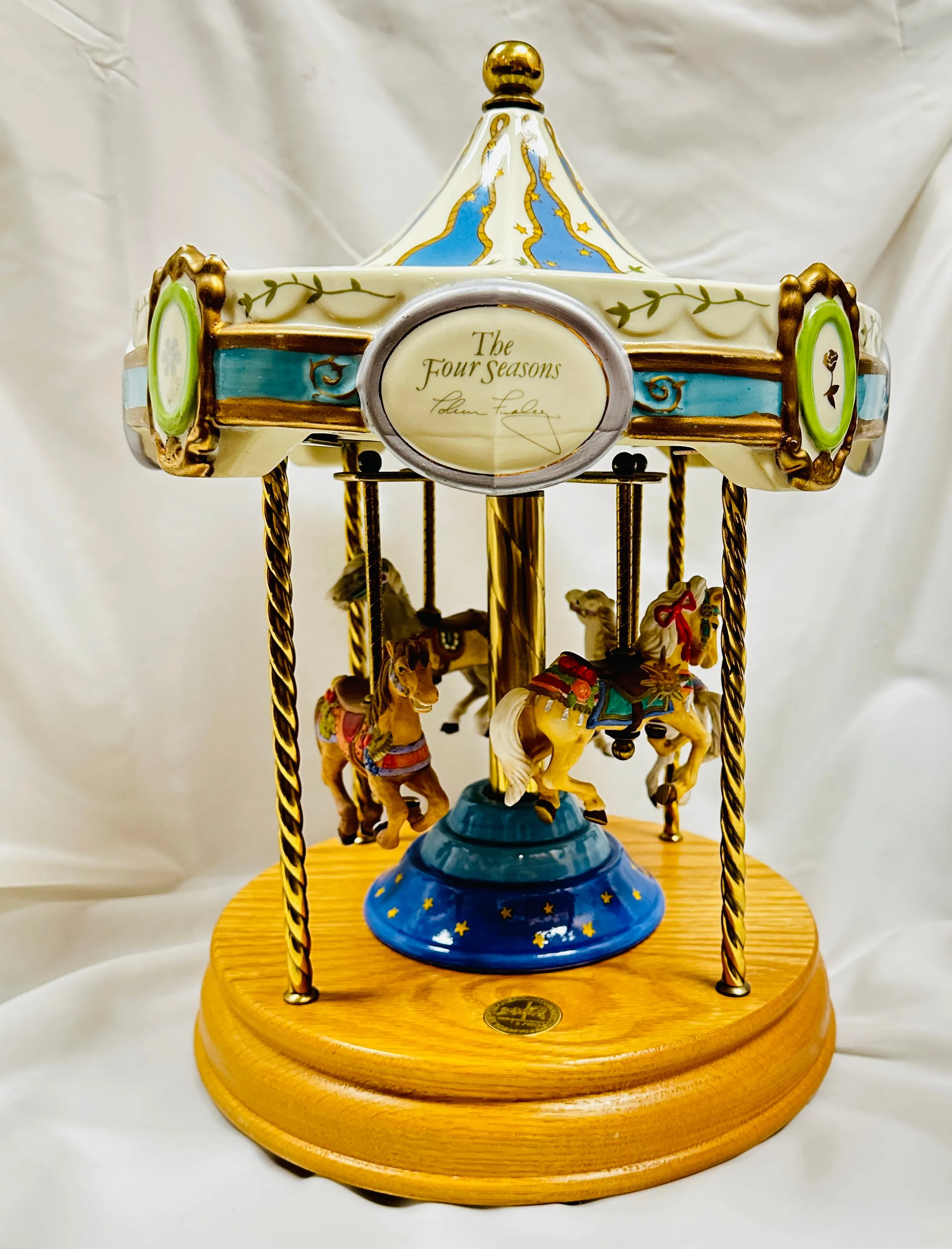 #982 Music Box