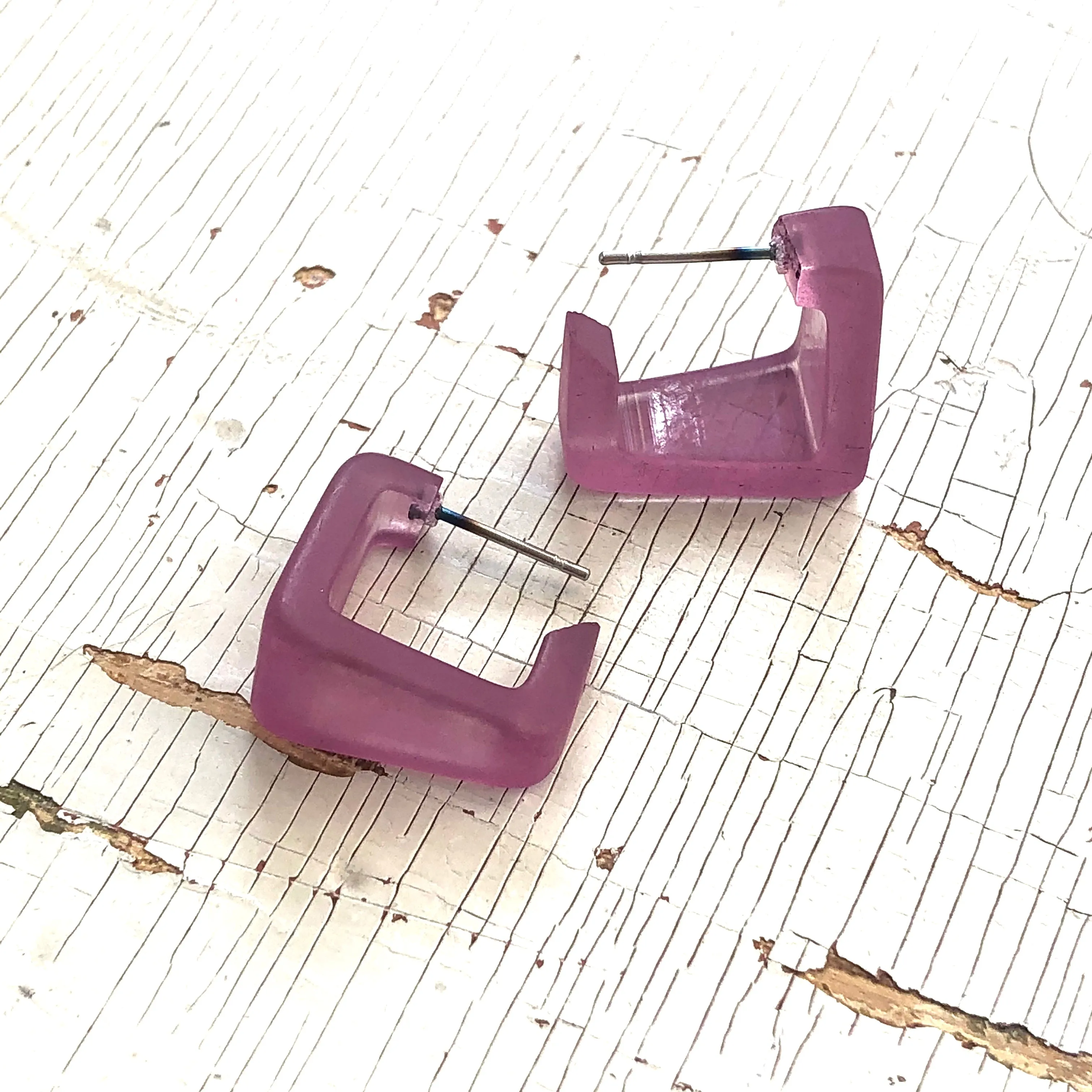 Amethyst Frosted Square Bermuda Hoop Earrings