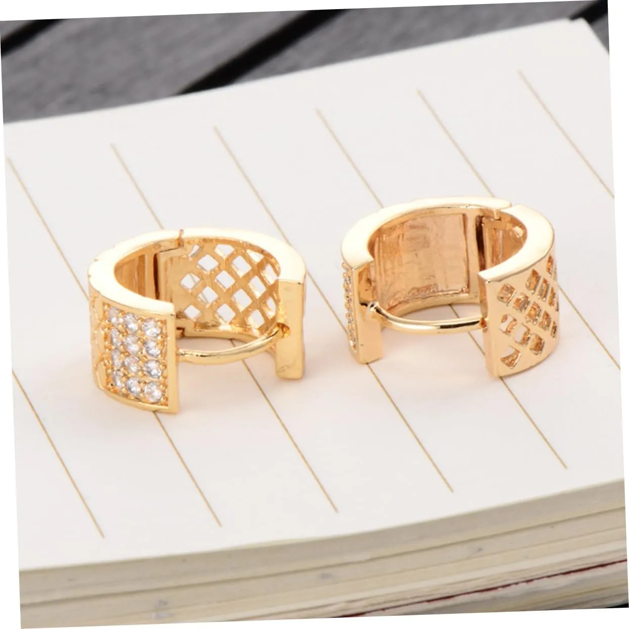 Amosfun 2 Pairs post earrings for women gold filled earrings earings for women women’s earrings womens earrings