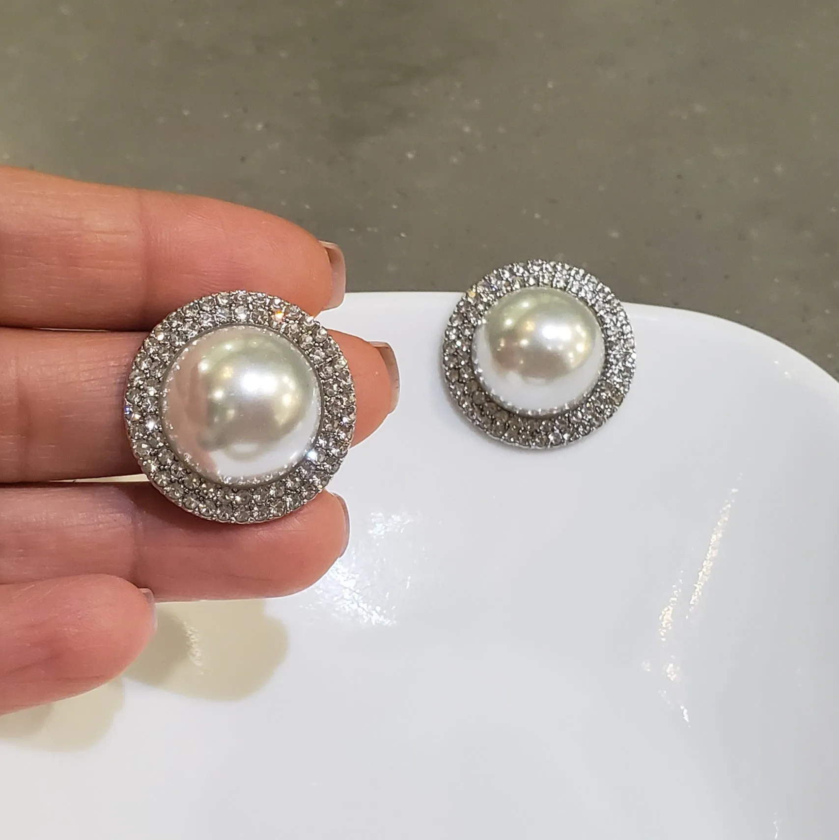 Big Pearl Studs Earrings With Sparkles | Style No. 211