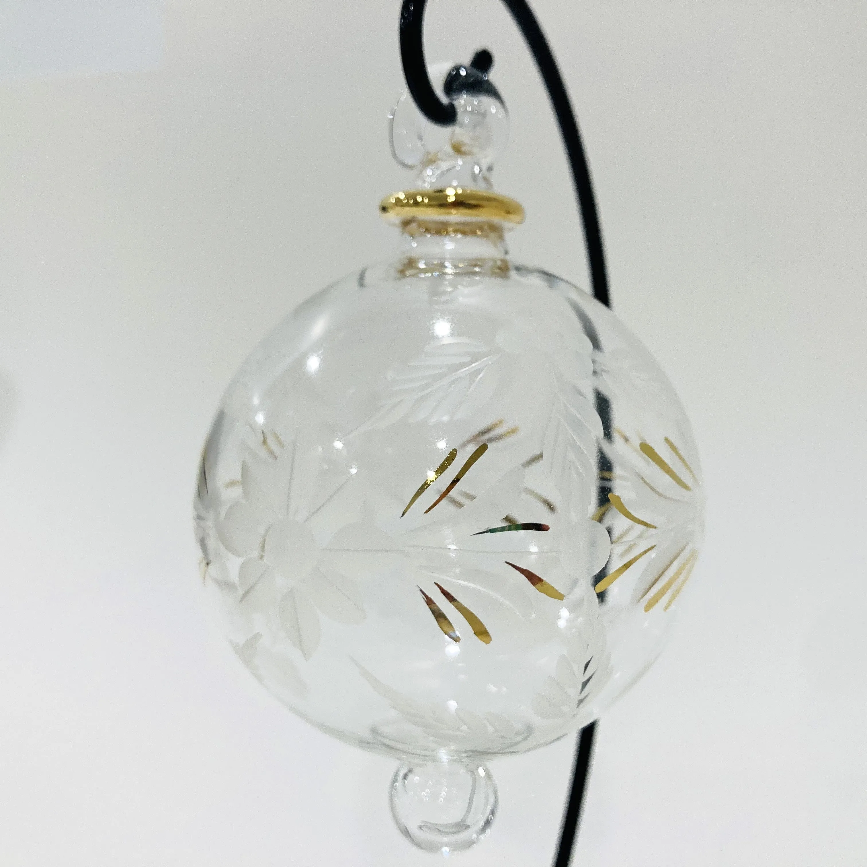 Blown Glass Ornament - Flowers Pattern