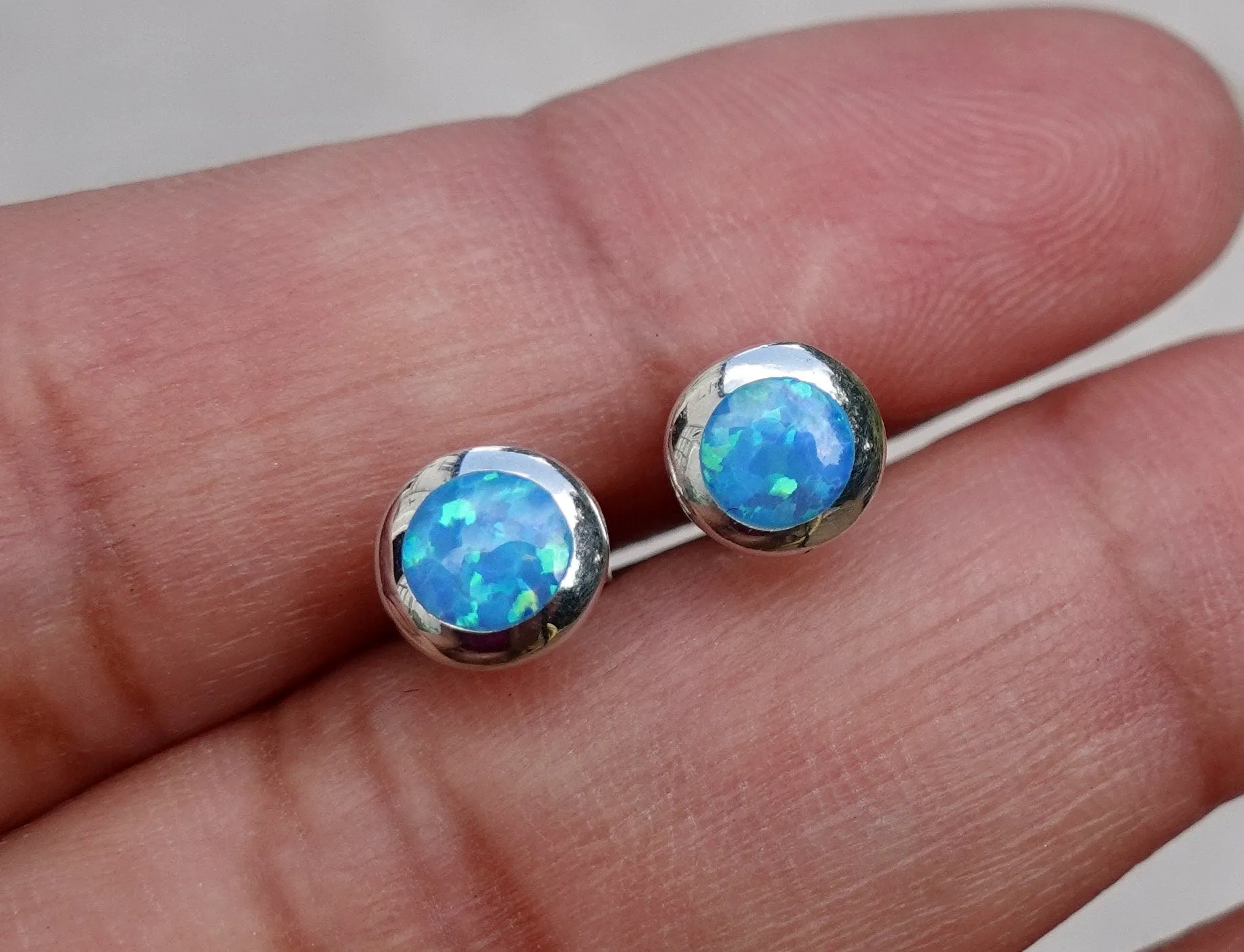 Blue Opal Opalique Round Silver Studs, OPS1
