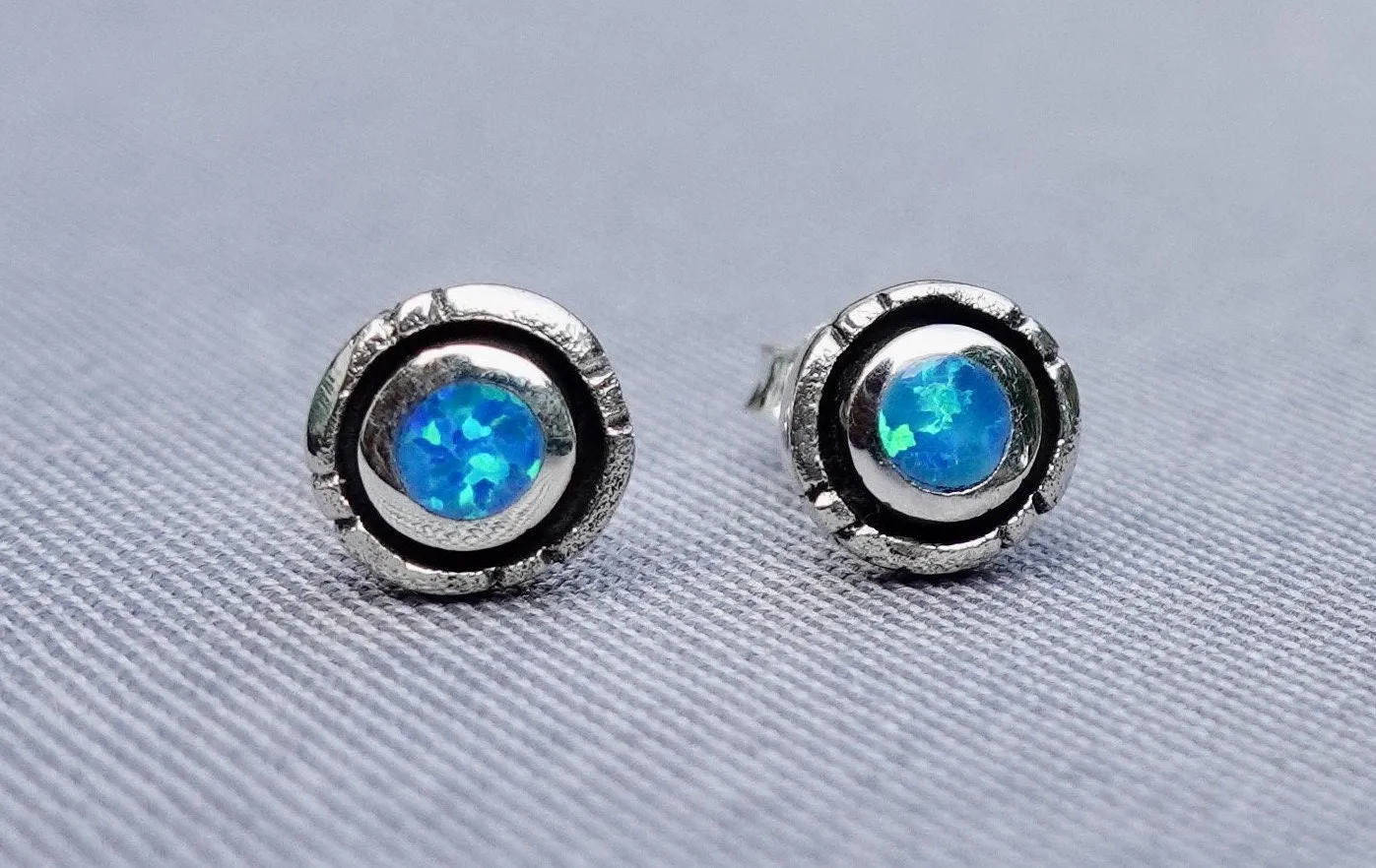 Blue Opal Opalique Round Silver Studs, OPS3BOP