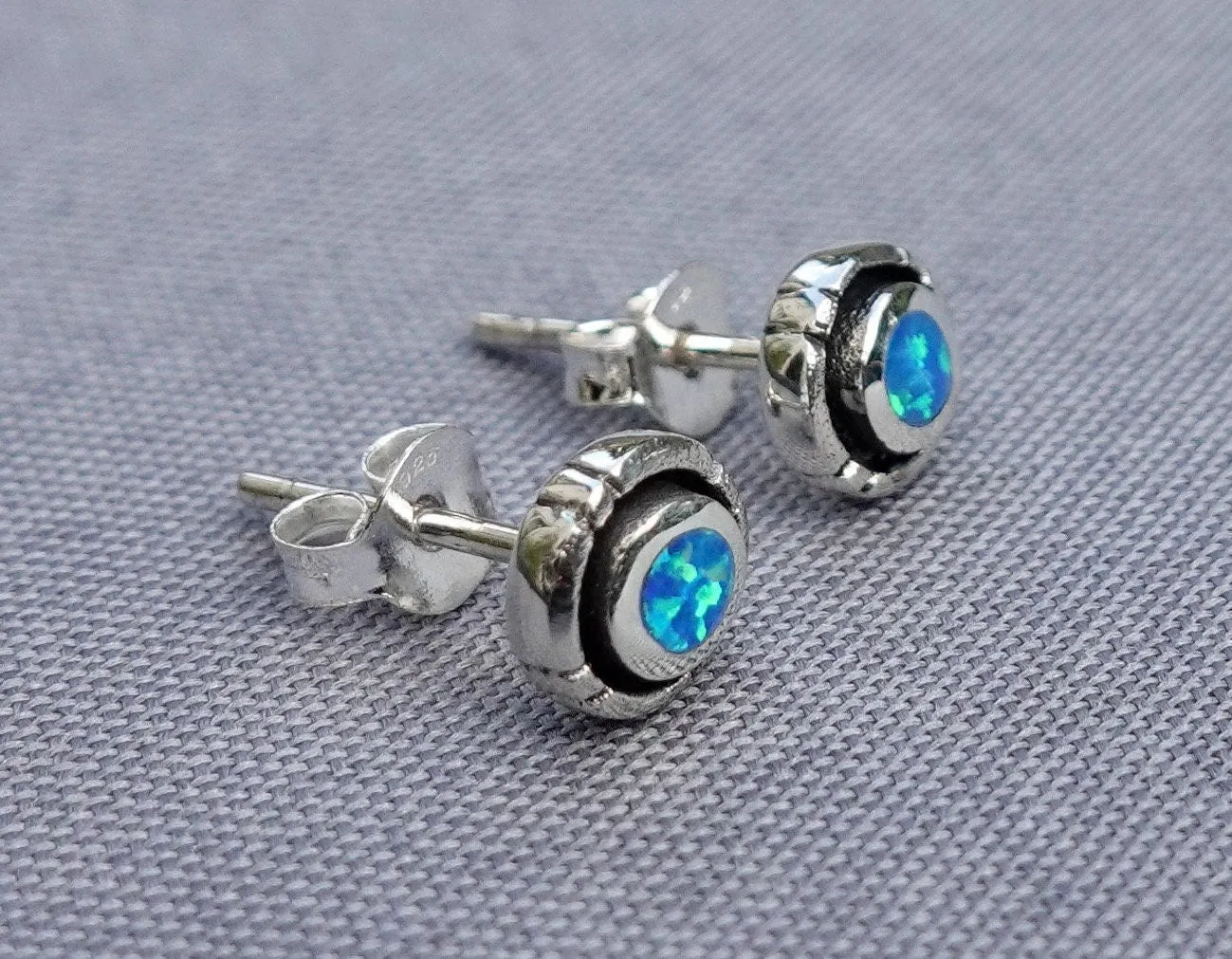 Blue Opal Opalique Round Silver Studs, OPS3BOP