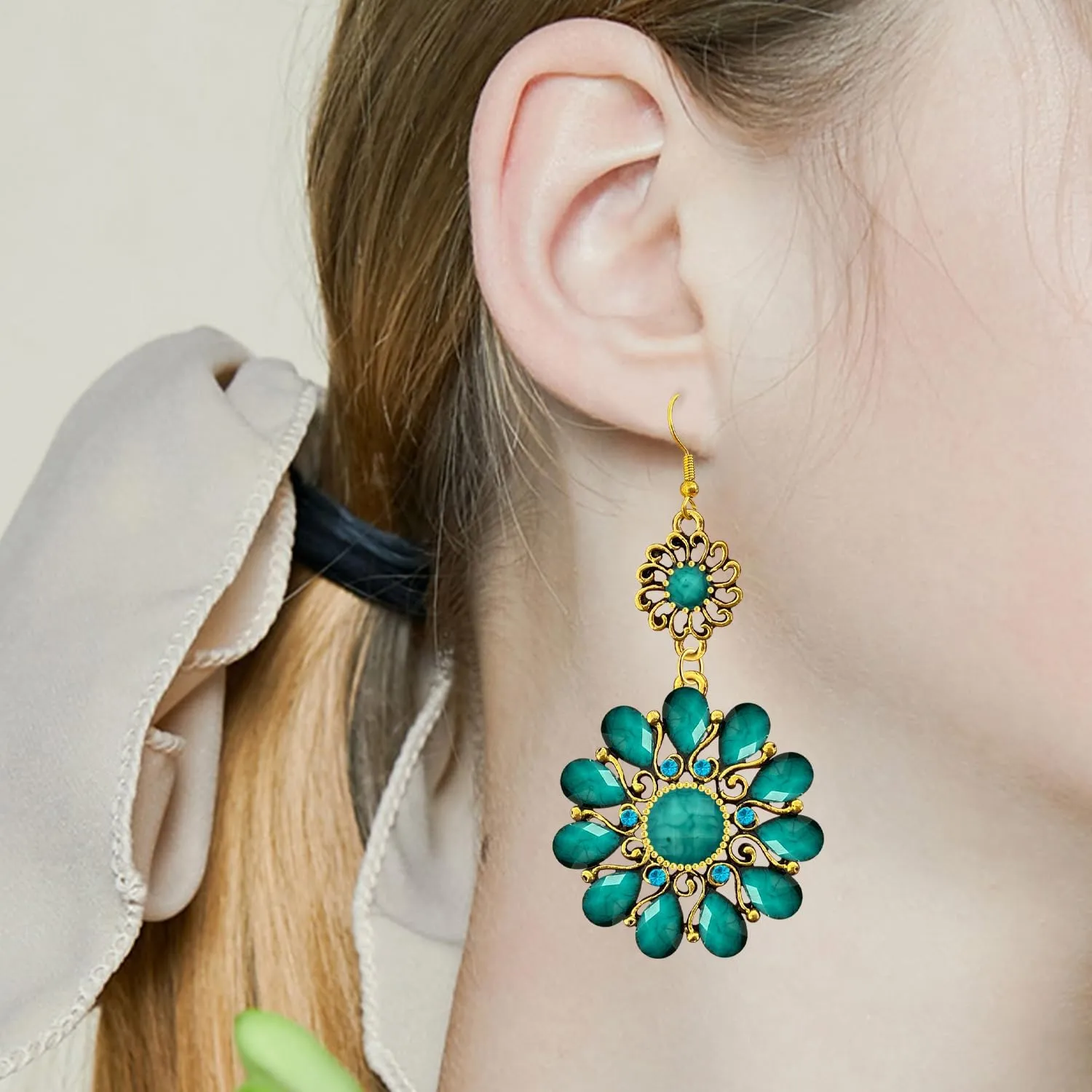 Bohemian Vintage Sparkly Crystal Flower Dangle Drop Earrings Retro Floral Rhinestone Chandelier Earring For Women