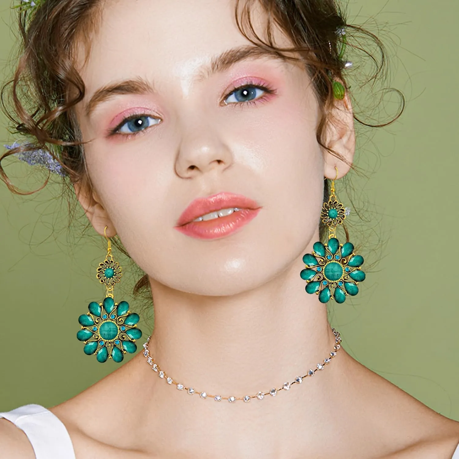 Bohemian Vintage Sparkly Crystal Flower Dangle Drop Earrings Retro Floral Rhinestone Chandelier Earring For Women