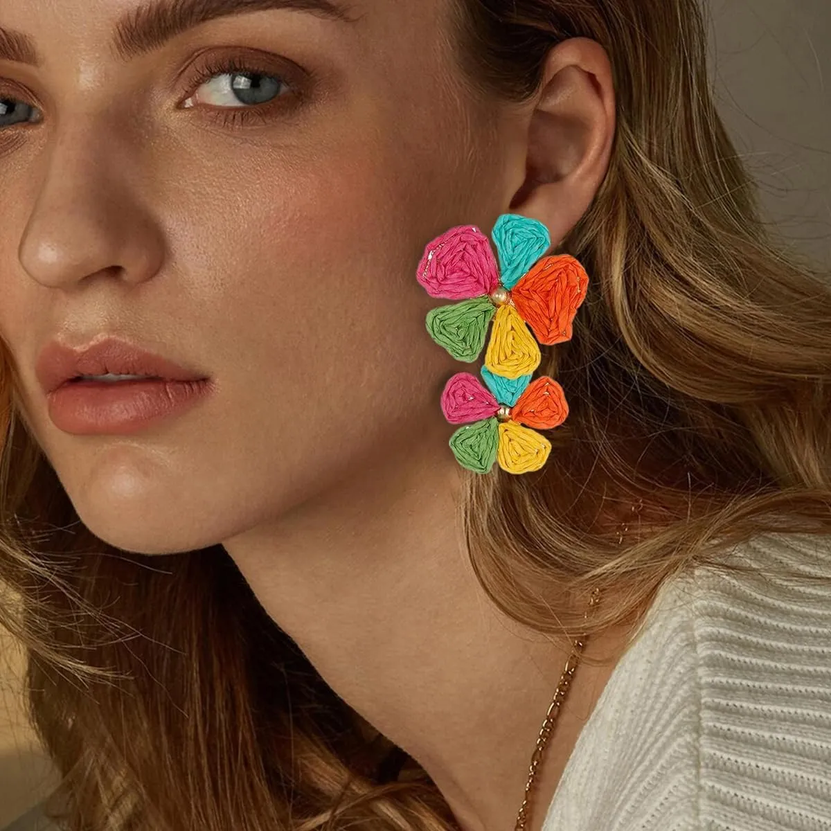 Boho Floral Raffia Earrings for Women Lightweight Flower Design Dangle Earrings Spring Summer Trendy Accessories for Outfits
