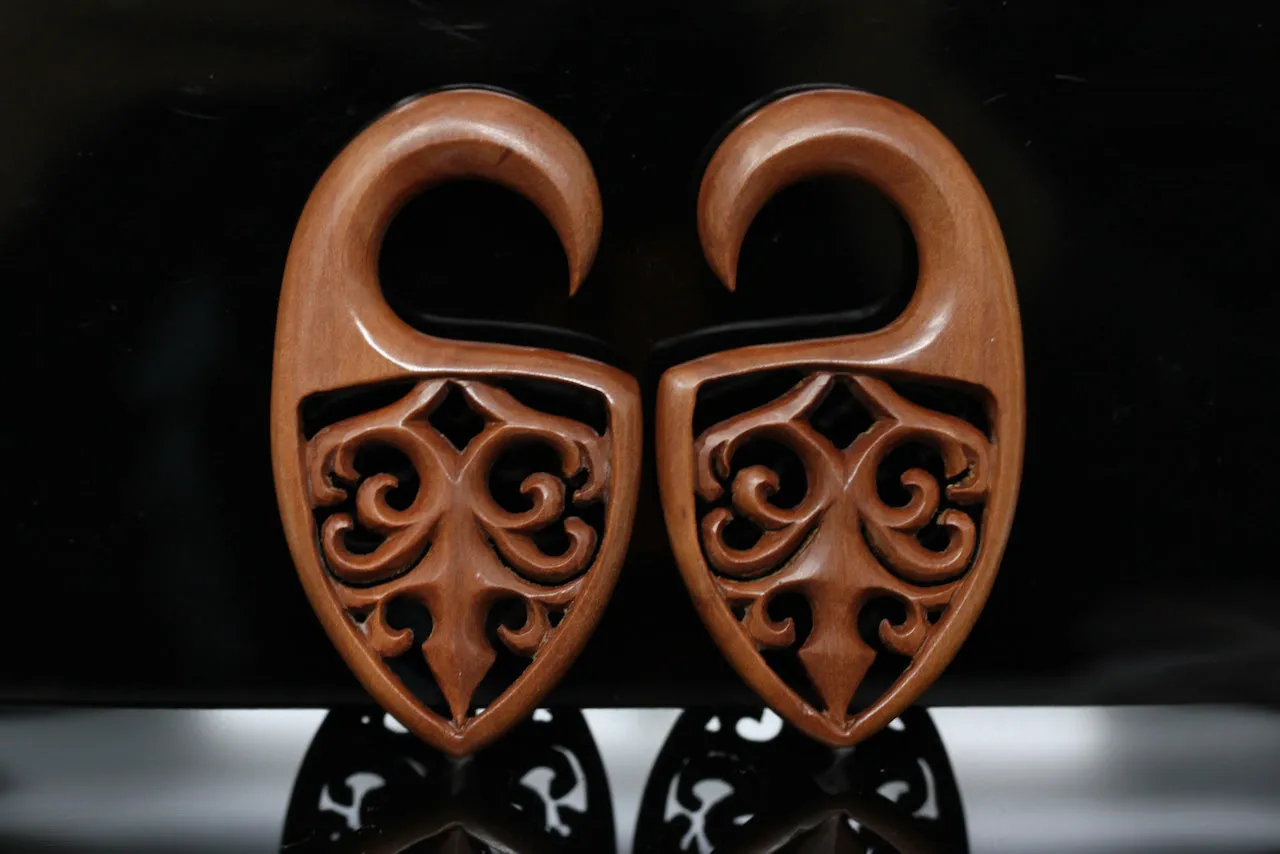 Carved Wooden Hanging Plugs - (Pair) - A040