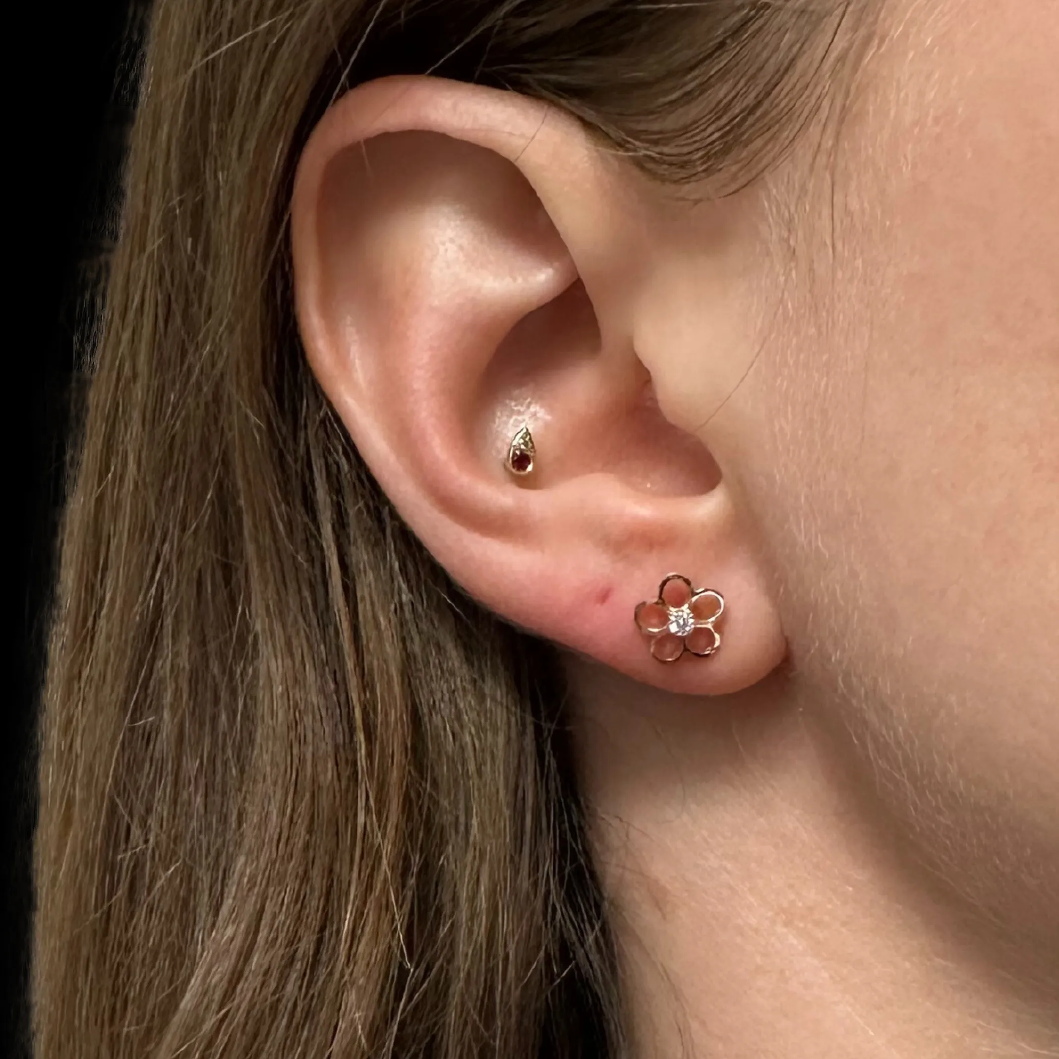 Daisy Exclusive Mini Diamond 18k Rose Gold Daisy Earrings