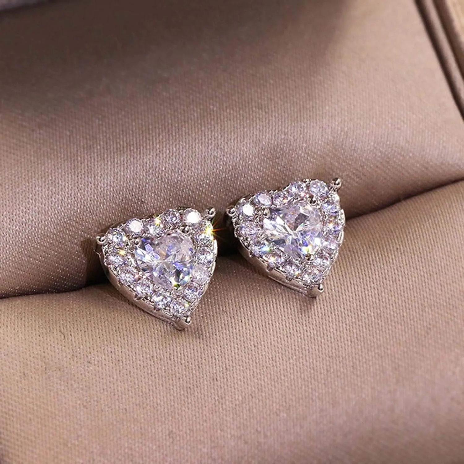 Dazzling Heart Stud Earrings for Women Dainty Cubic Zirconia Wedding Earrings Diamond Engagement Earrings (Multicolor, One Size)