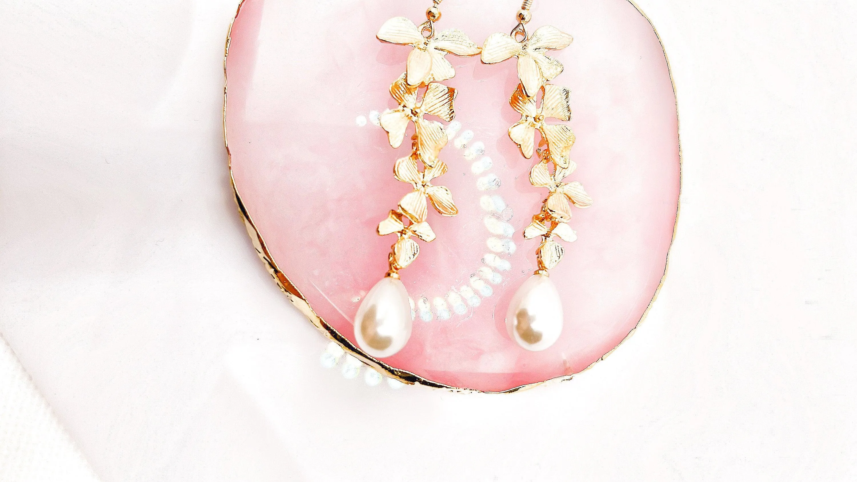 Dogwood Pearl Earrings