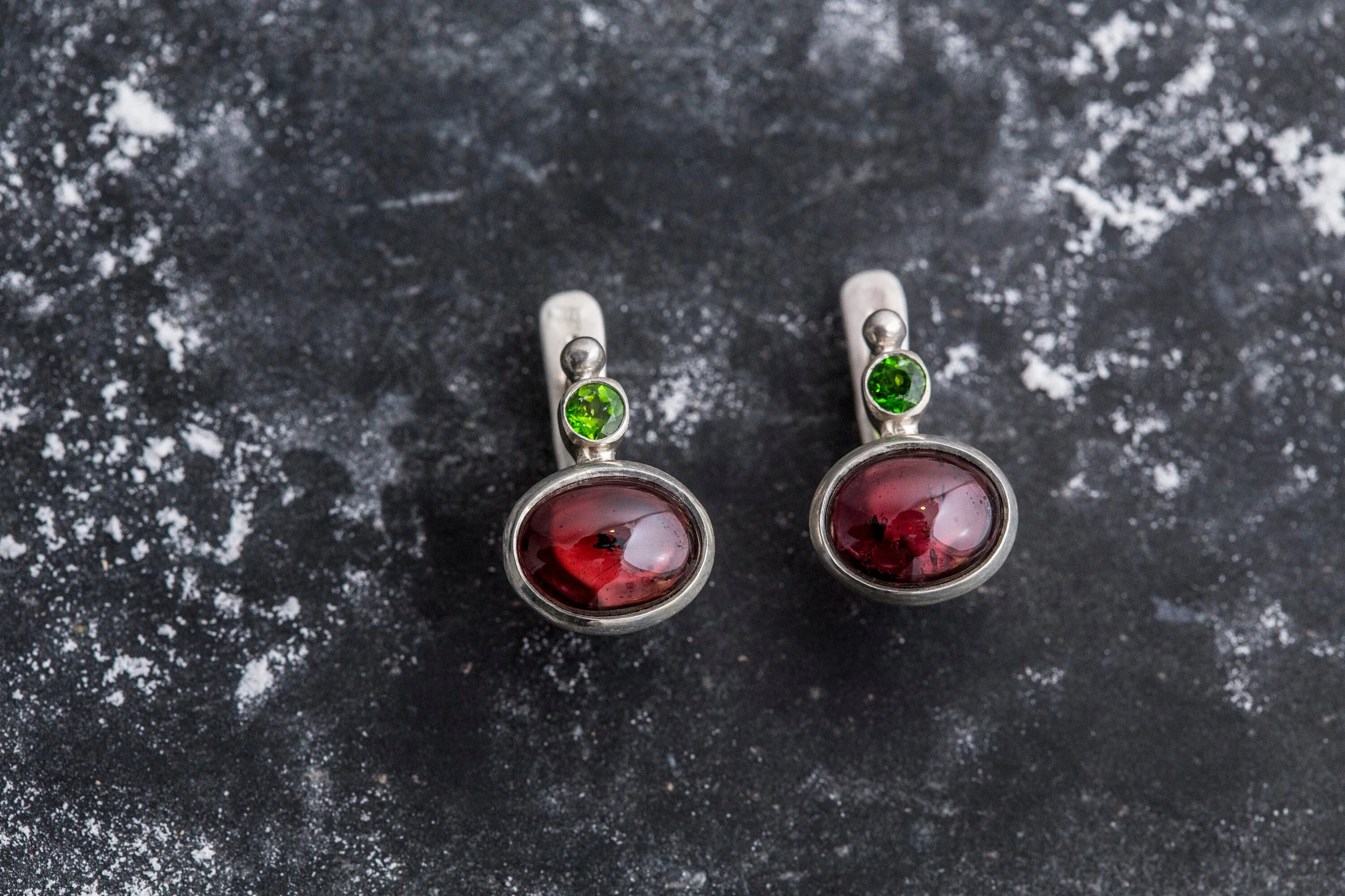 Drop Garnet Earrings - Red Oval Earrings - Vintage Drop Earrings