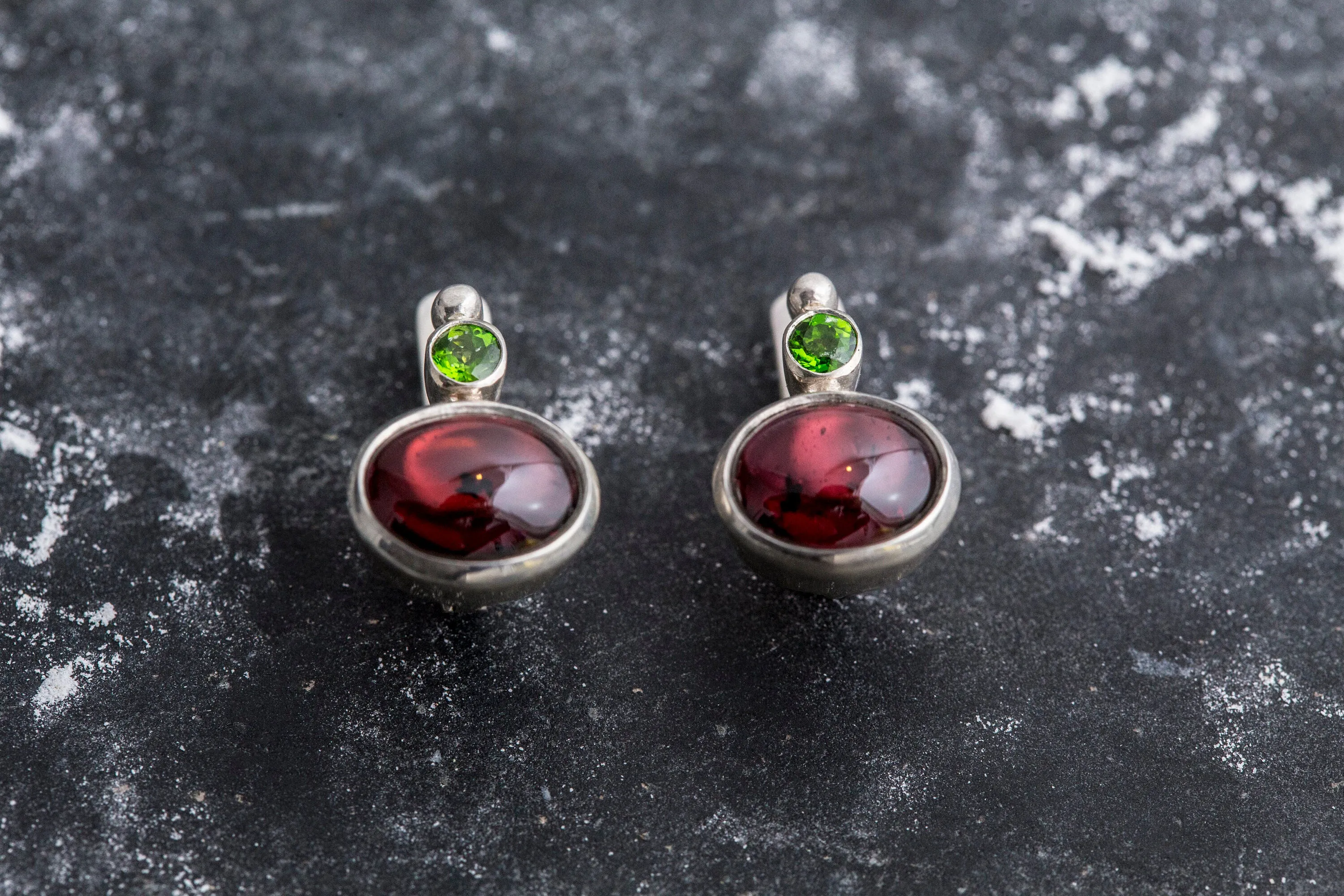 Drop Garnet Earrings - Red Oval Earrings - Vintage Drop Earrings