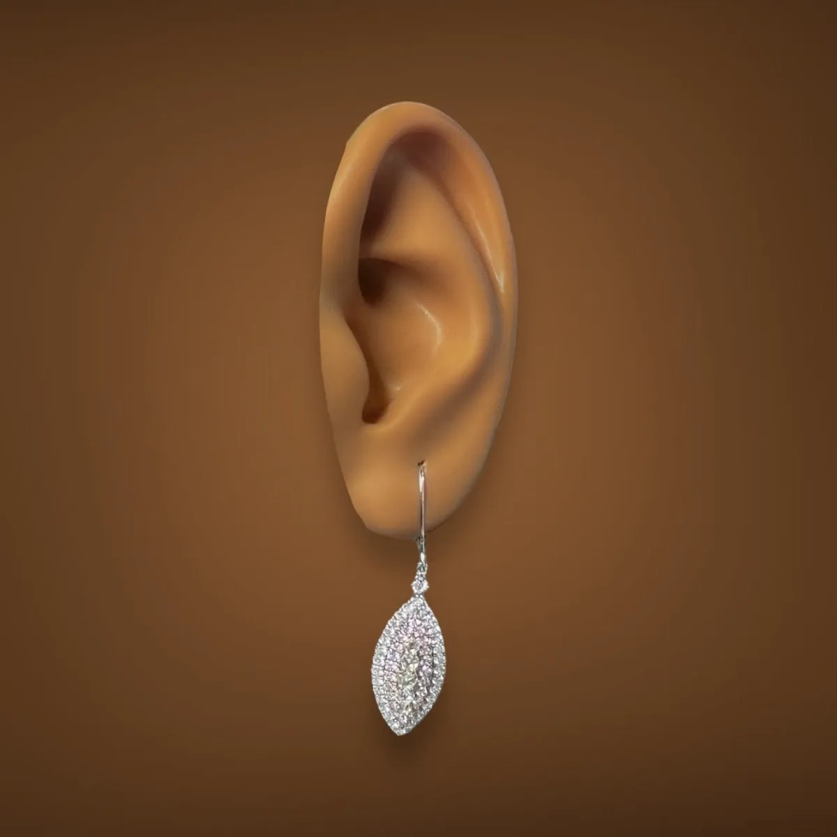 Estate 18K TT Gold 1.47ctw G-J/SI1-2 Diamond Dangle Earrings