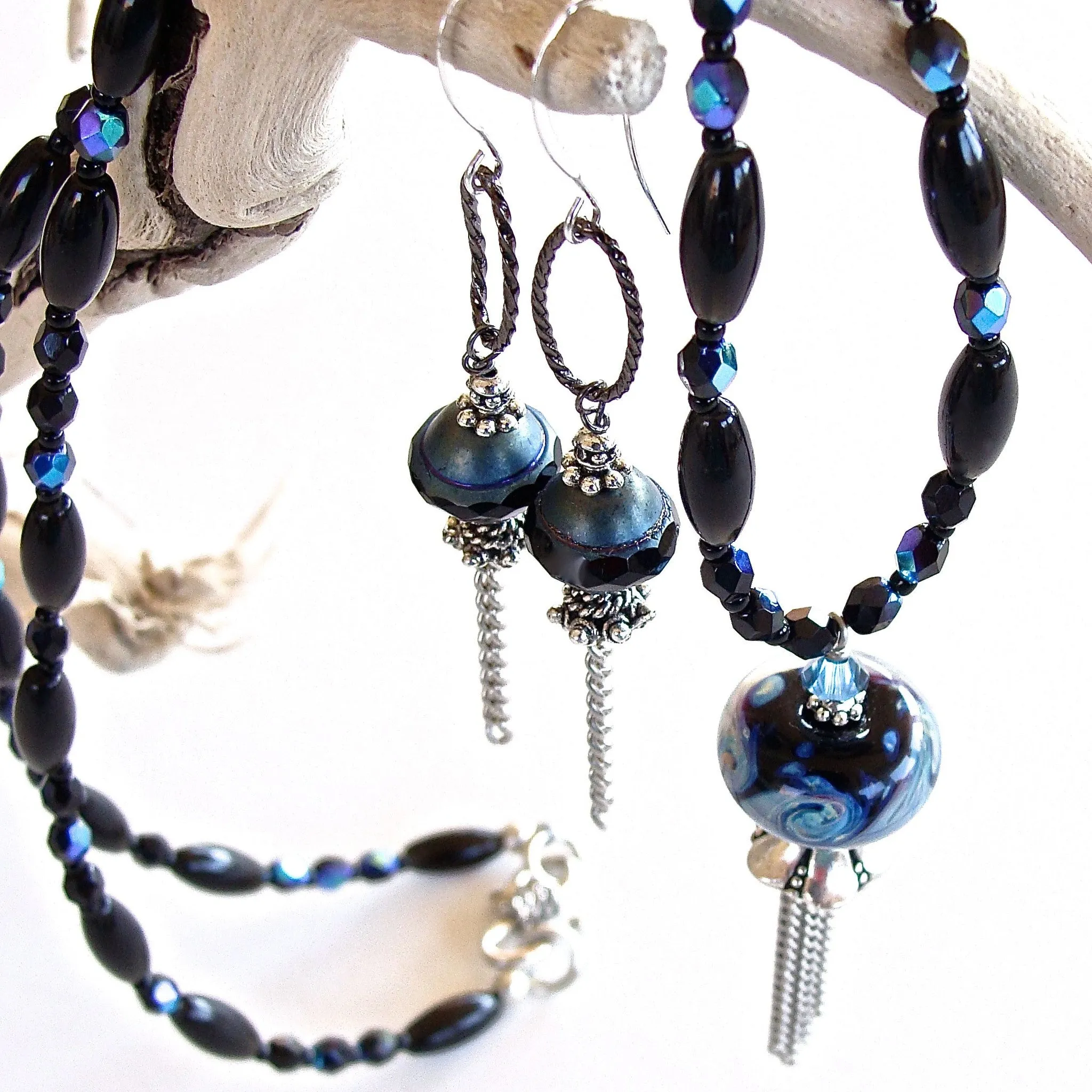 Evening: 22" Black and Blue Jewelry Set with Silver Tassel