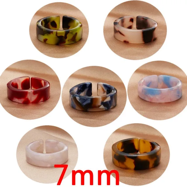 Fashion Colorful Acrylic Resin Geometric Round Transparent Rings Set