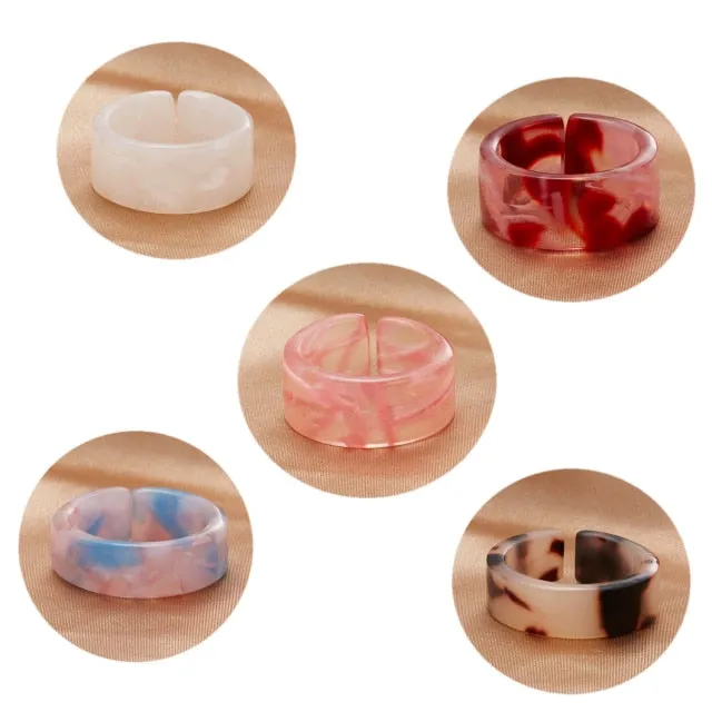 Fashion Colorful Acrylic Resin Geometric Round Transparent Rings Set