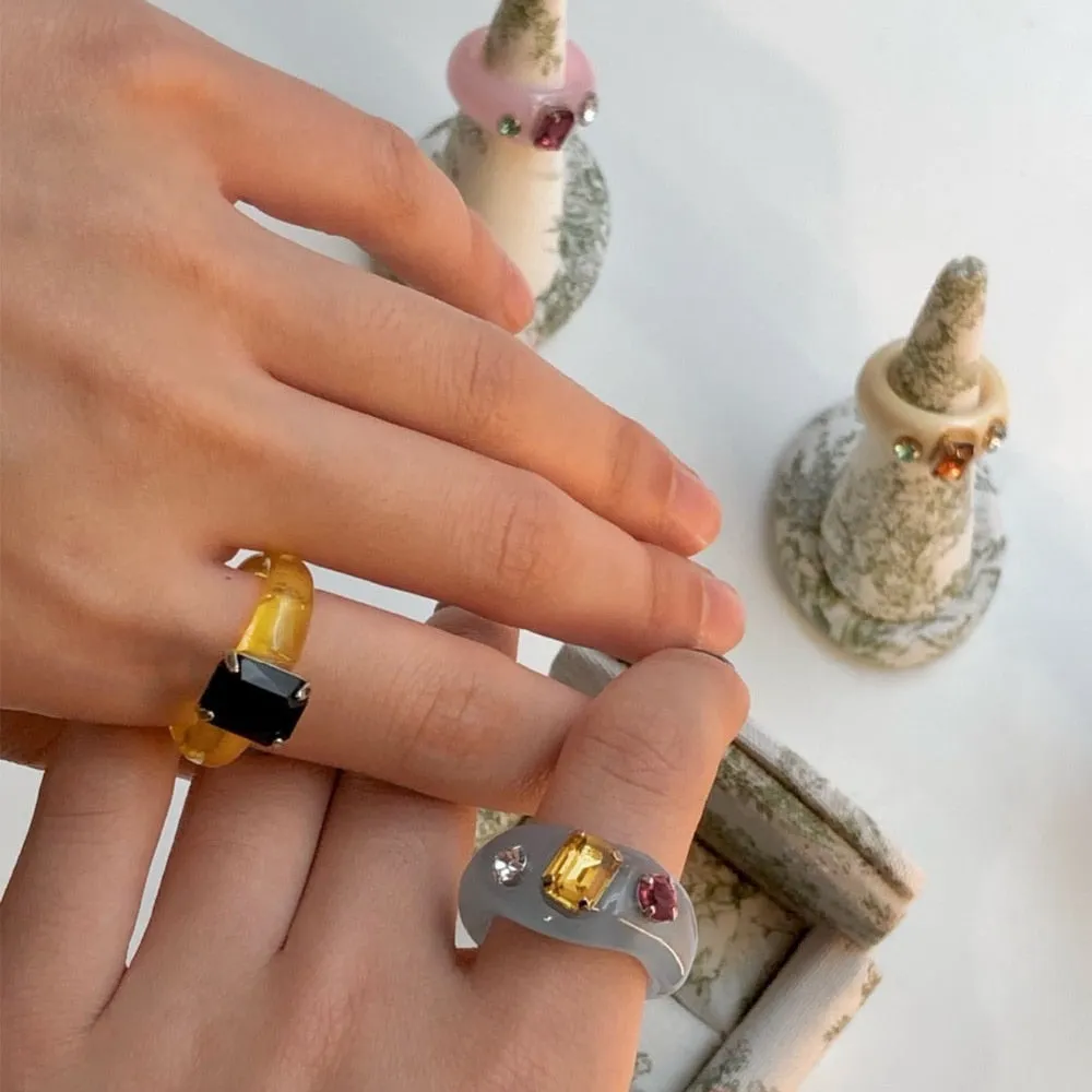 Fashion Colorful Acrylic Resin Geometric Round Transparent Rings Set