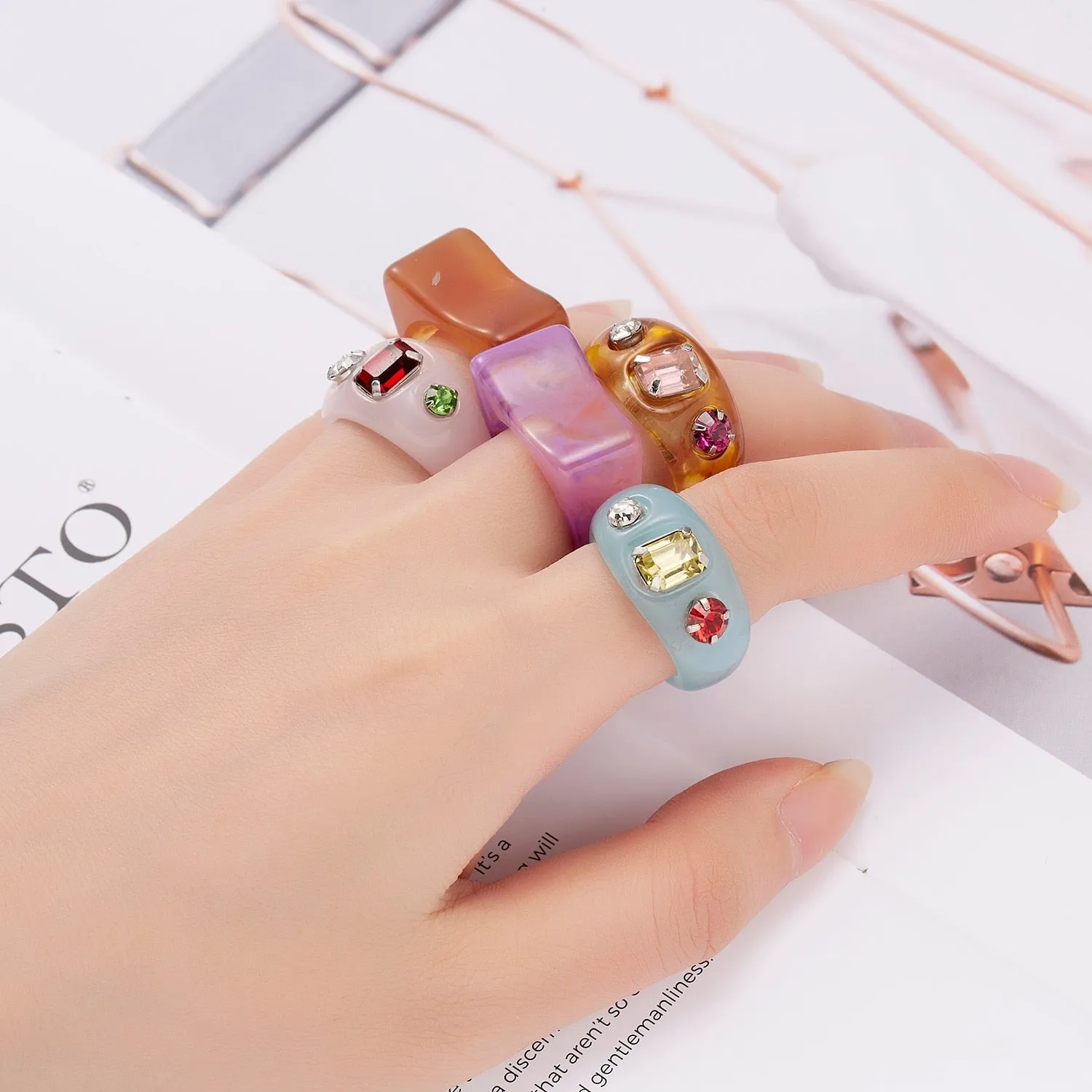 Fashion Colorful Acrylic Resin Geometric Round Transparent Rings Set