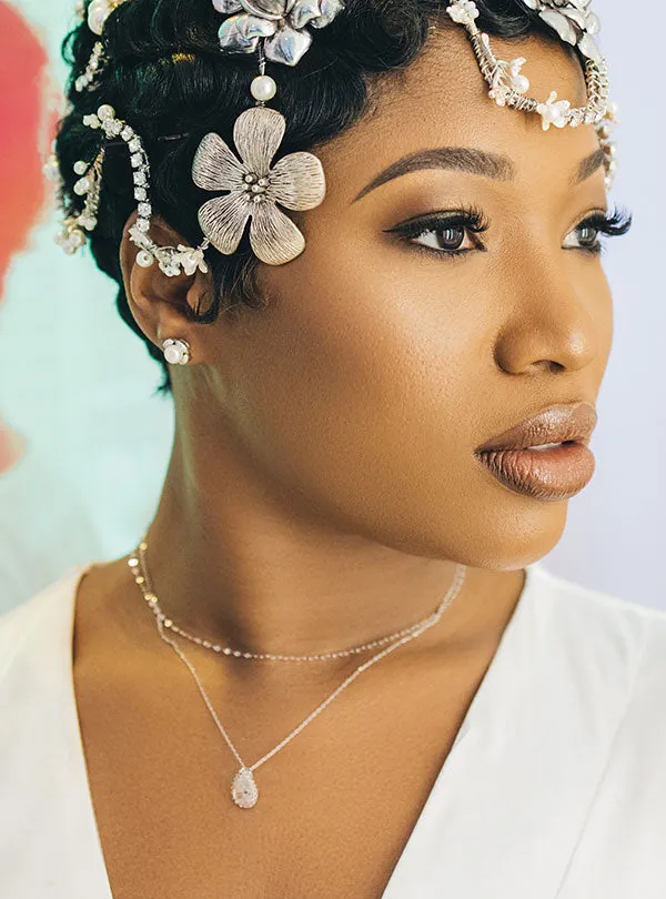 Flora Pearl Stud Earrings