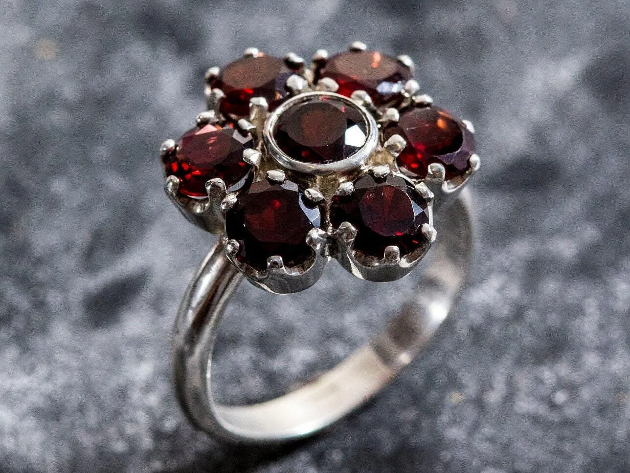 Garnet Flower Ring - Natural Garnet Ring - Large Vintage Ring
