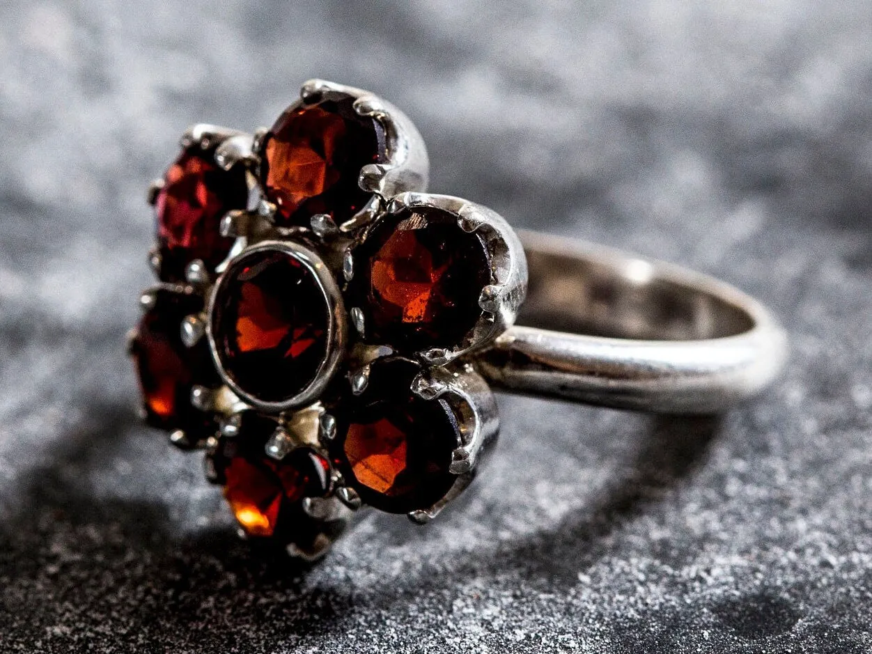 Garnet Flower Ring - Natural Garnet Ring - Large Vintage Ring
