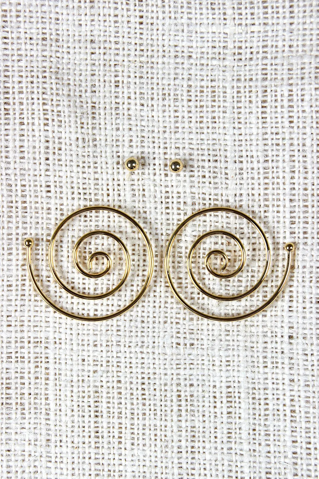 Get Hypnotized Earring Set