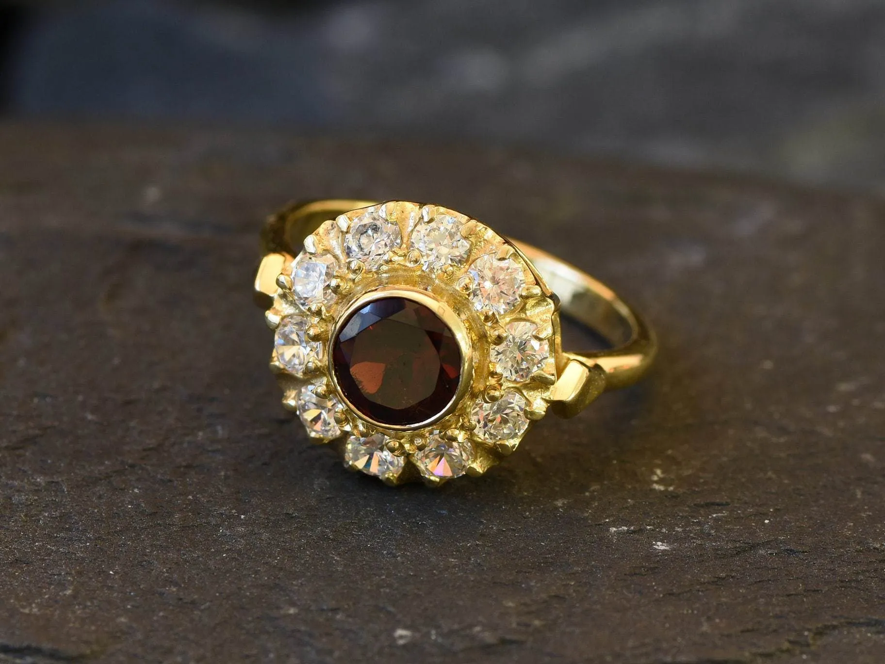Gold Garnet Ring - Garnet Flower Ring - Red Vintage Ring