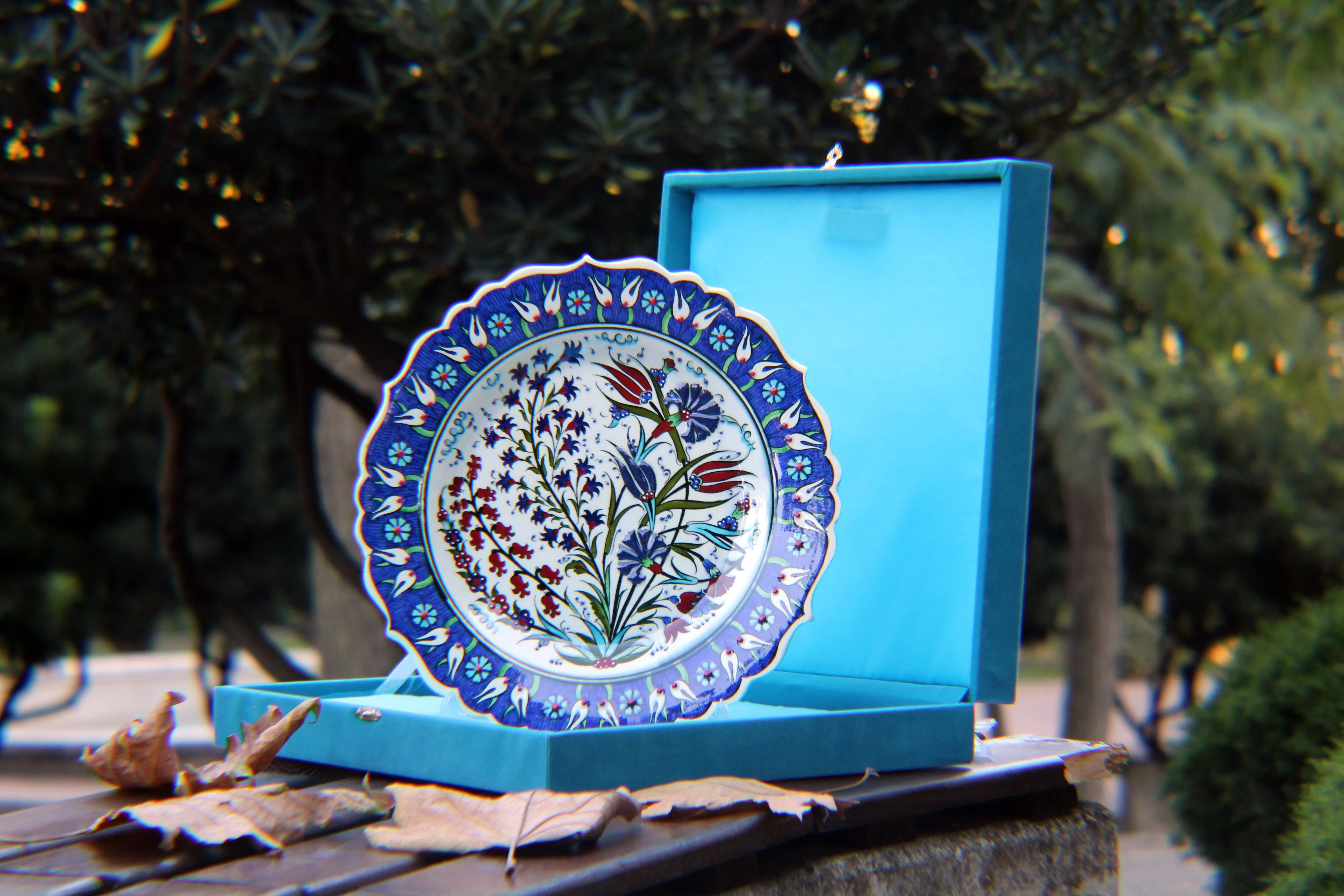 HAND MADE TURKISH CERAMIC PLATE, 30 cm(11.8"), WITH CASE NO29
