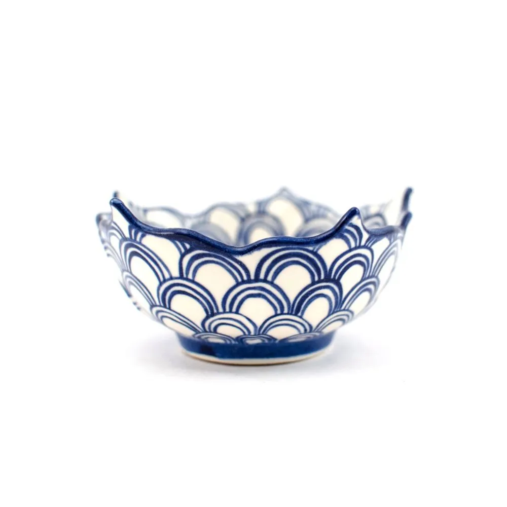 Hand-painted Ceramic Lotus Bowl - Small
