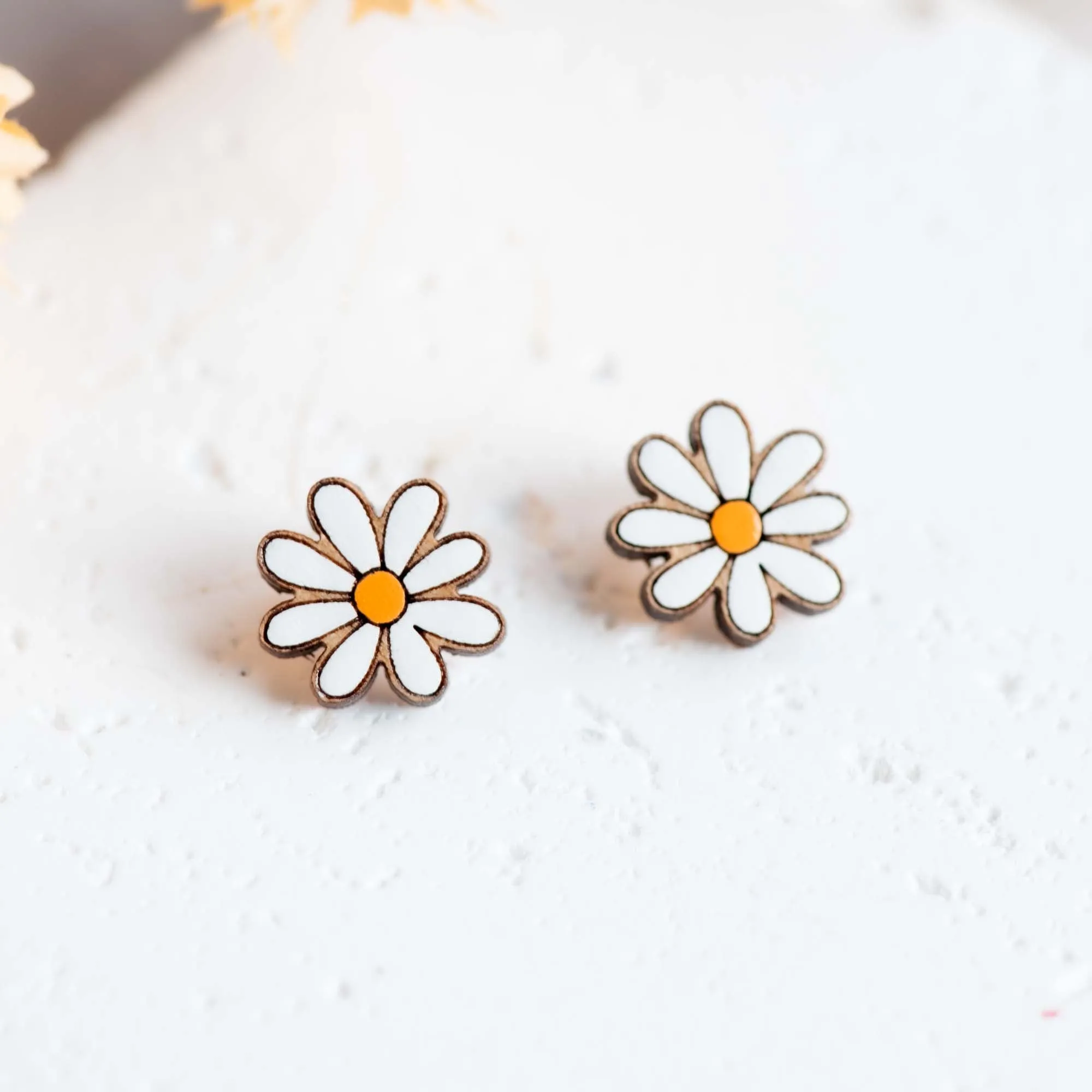 Hand-painted Daisy Flower Wooden Stud Earrings - PEO14115